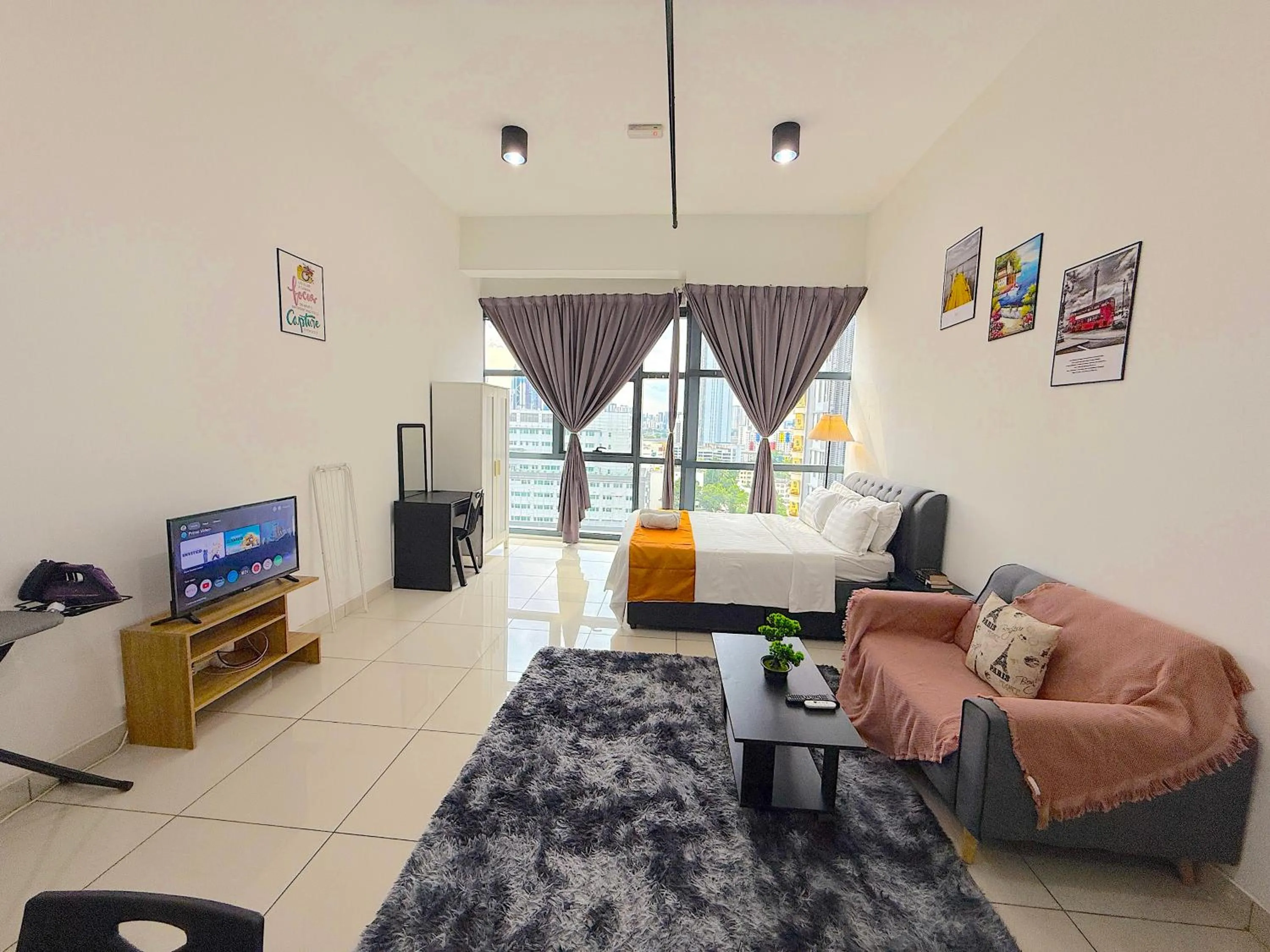 TV and multimedia in 3 Towers Jalan Ampang By Serenity Vacation Homes