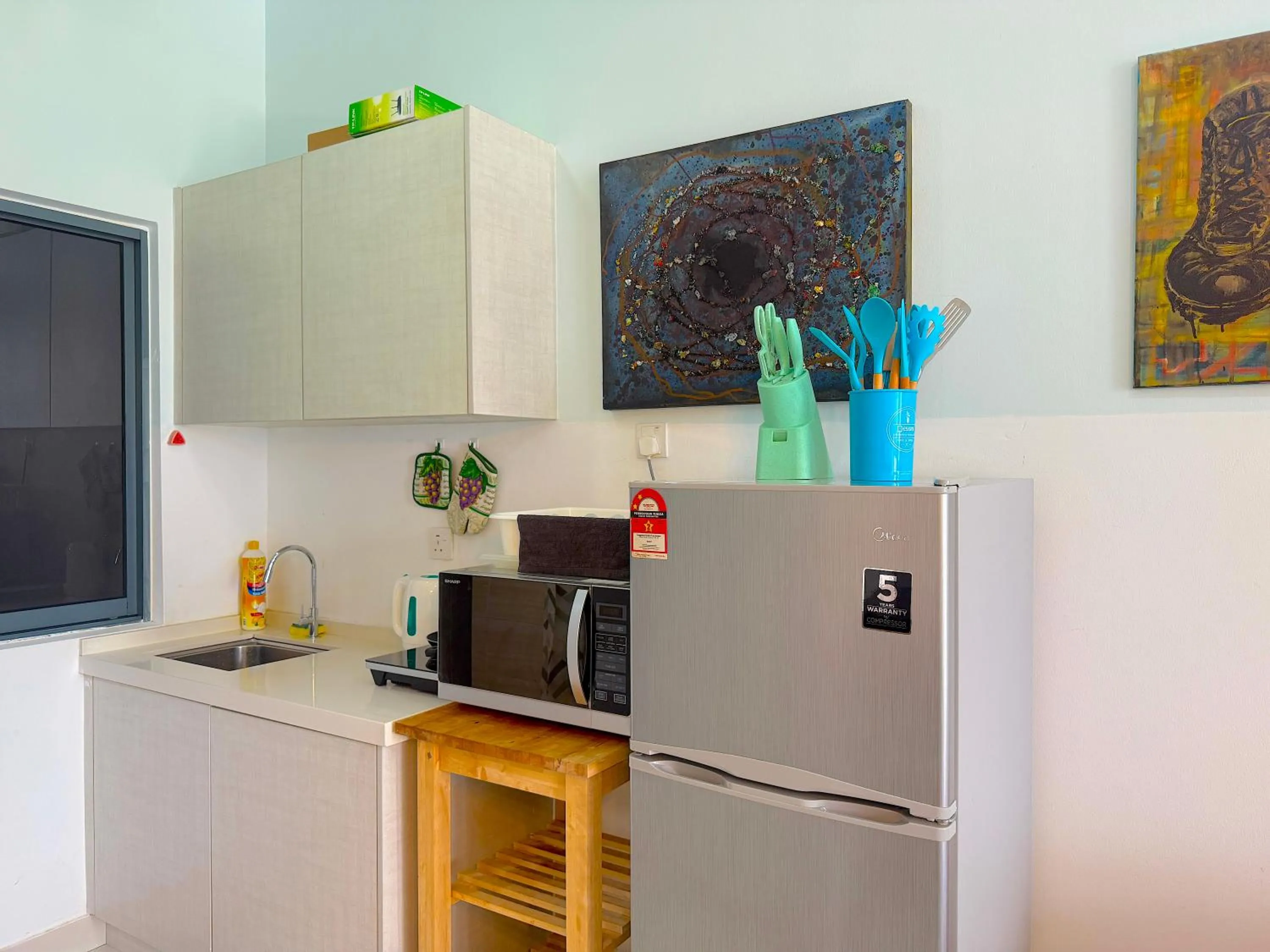 Kitchen or kitchenette in 3 Towers Jalan Ampang By Serenity Vacation Homes