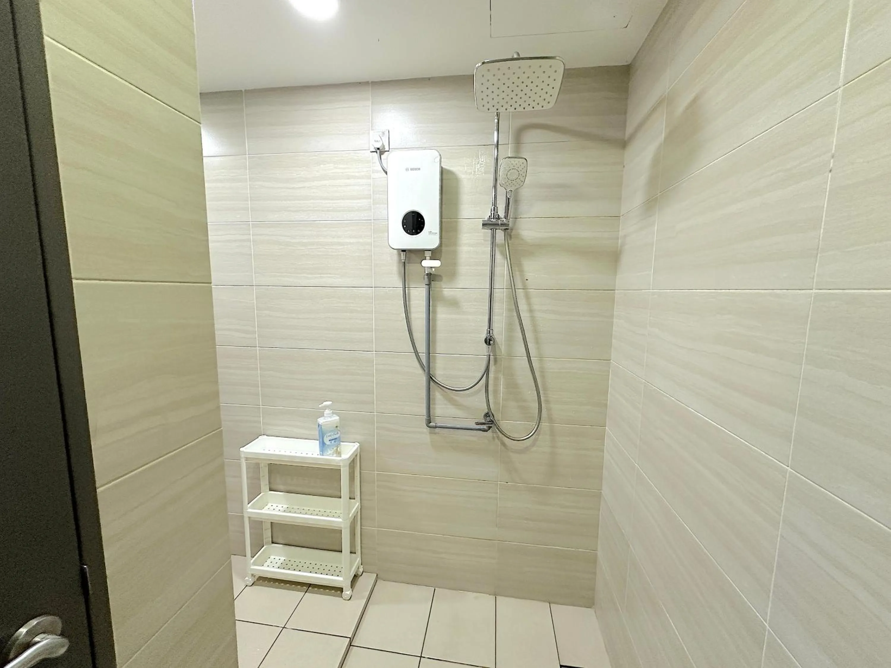 Shower in 3 Towers Jalan Ampang By Serenity Vacation Homes