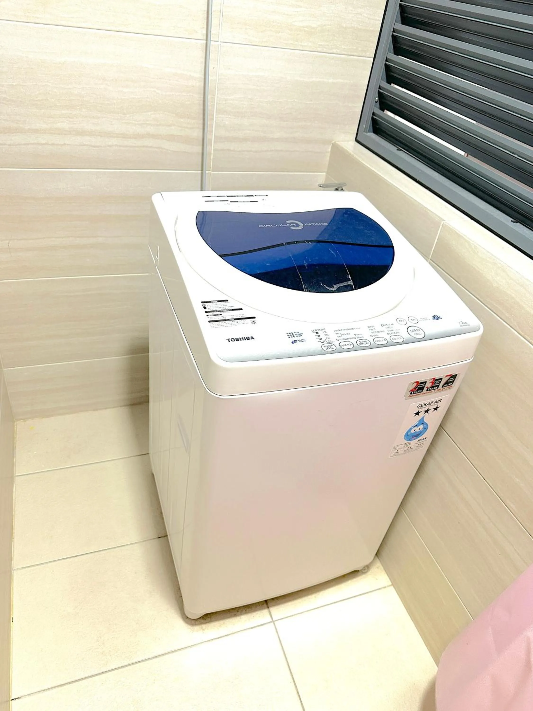 washing machine in 3 Towers Jalan Ampang By Serenity Vacation Homes