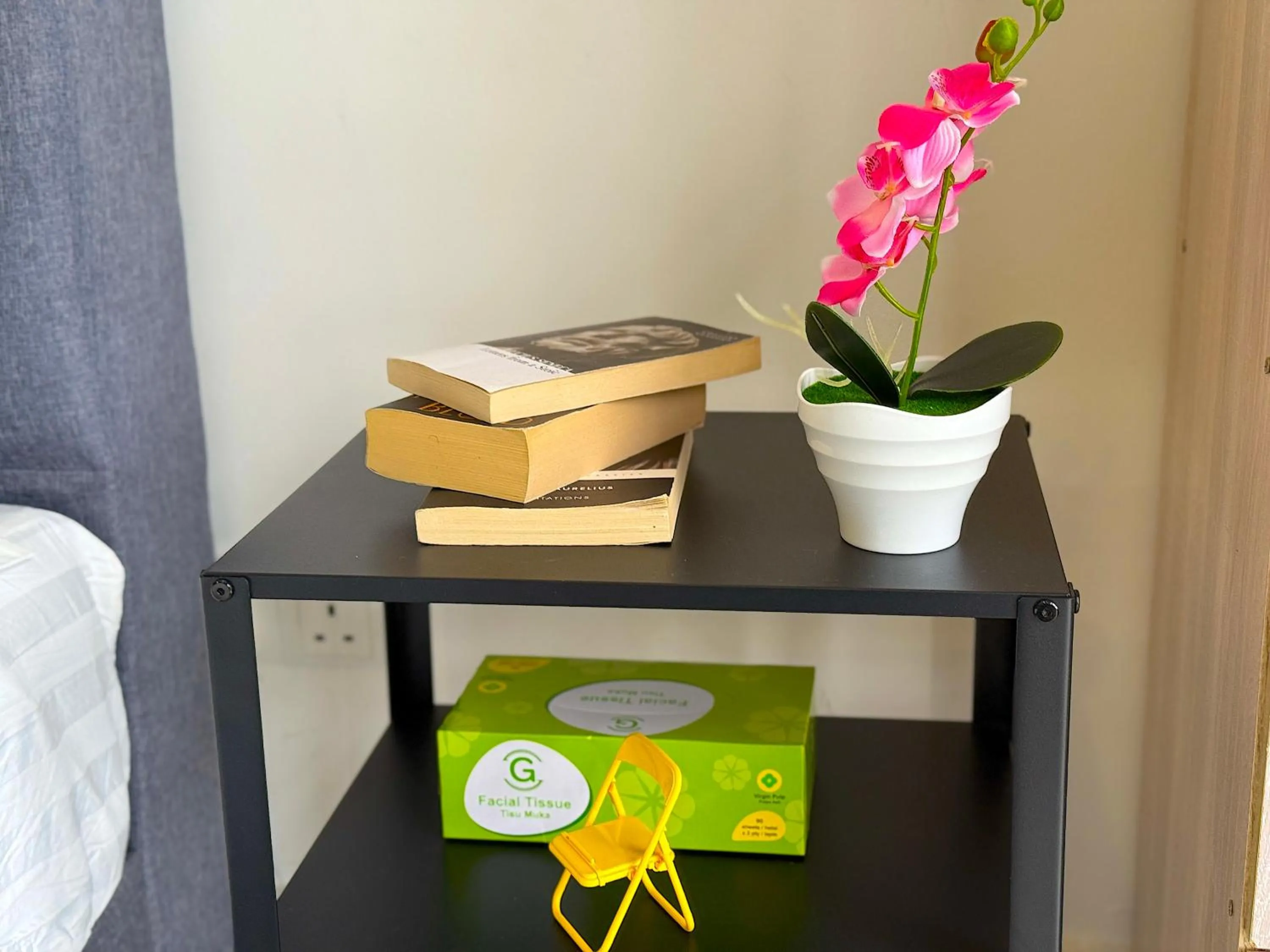 Library in 3 Towers Jalan Ampang By Serenity Vacation Homes