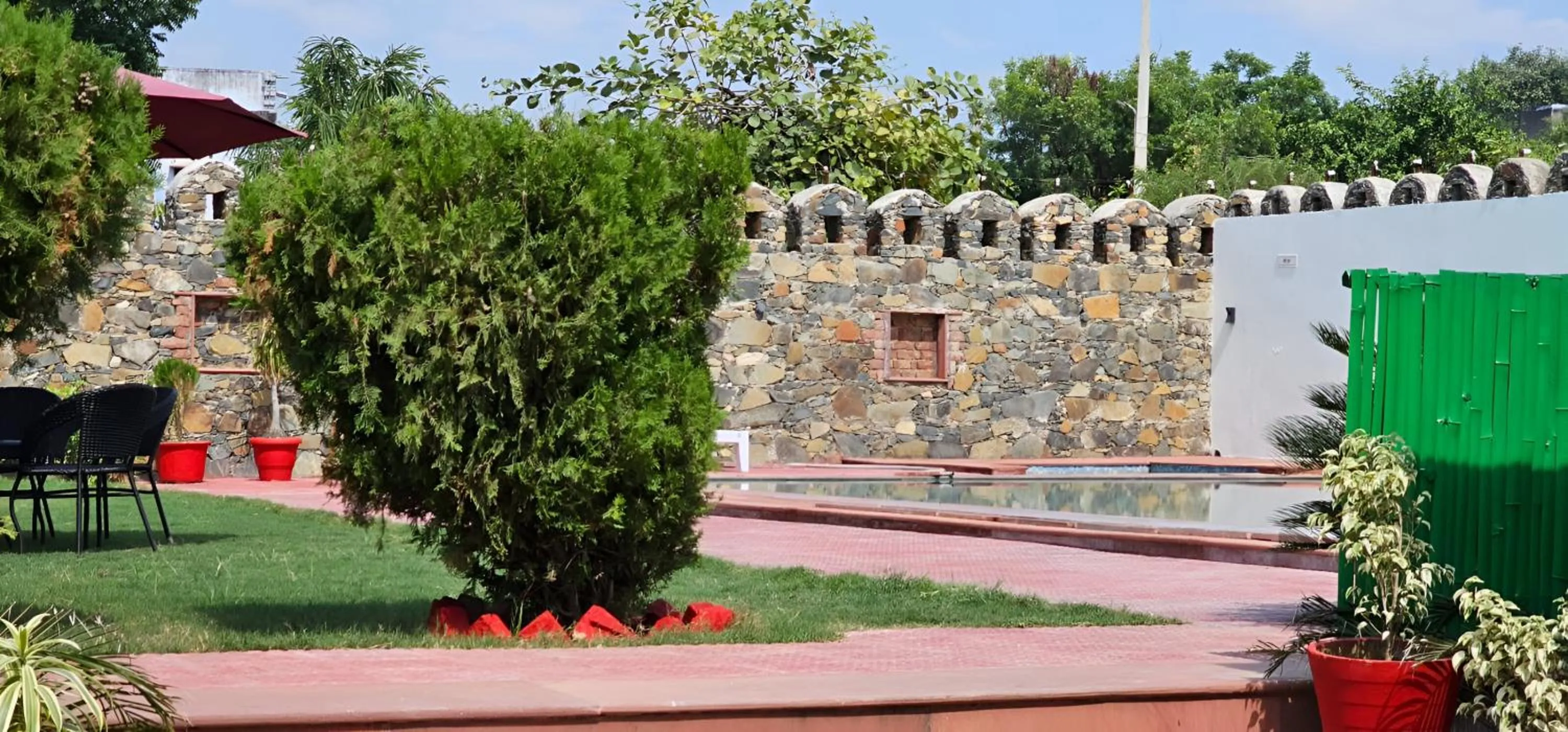 Garden view in The Vanashv