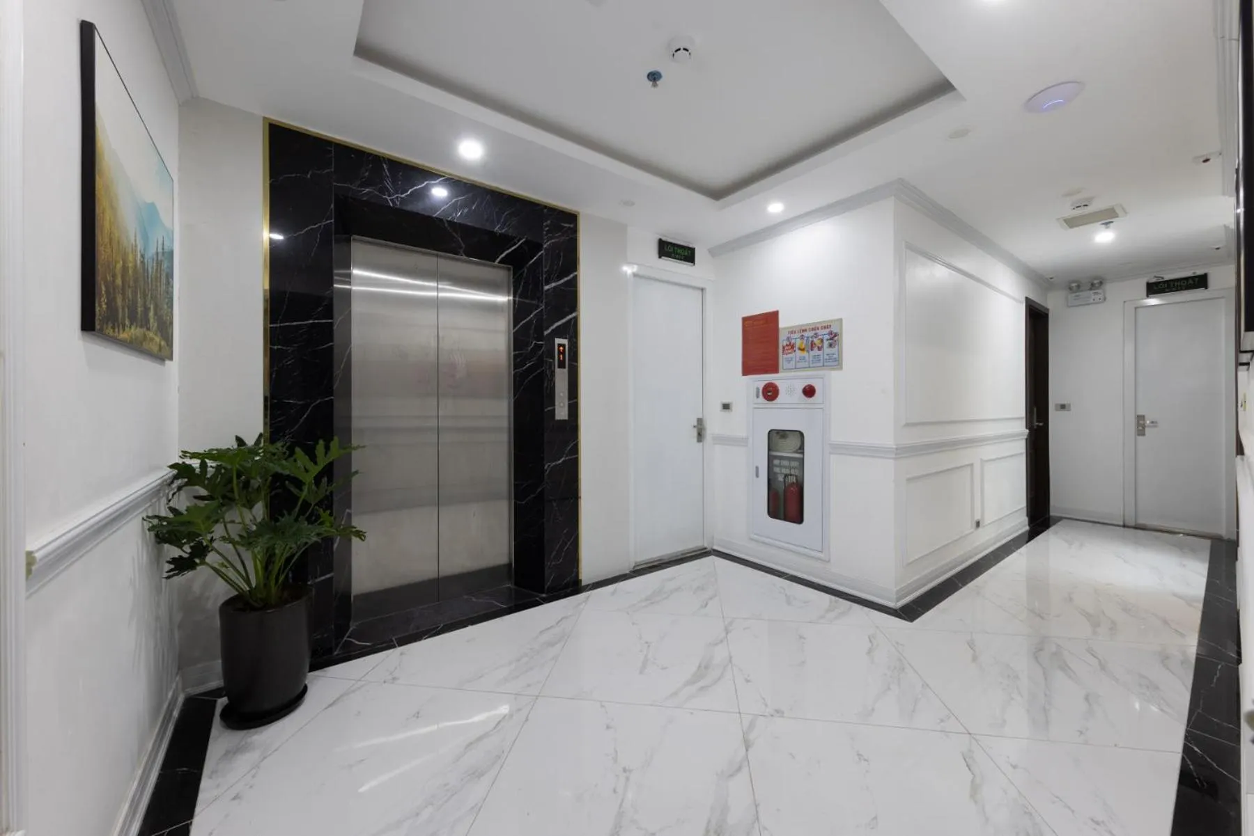 elevator in Nature Hotel