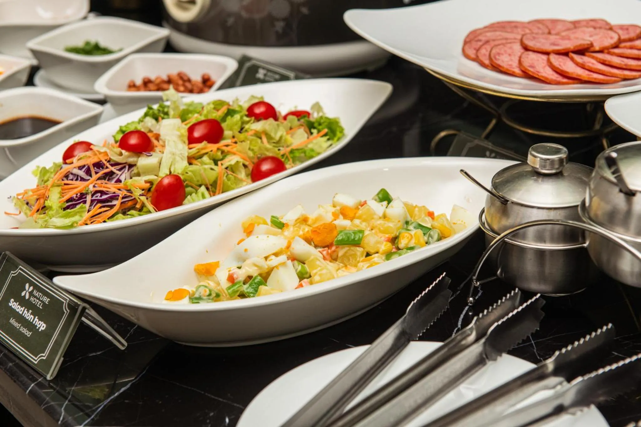 Breakfast in Nature Hotel