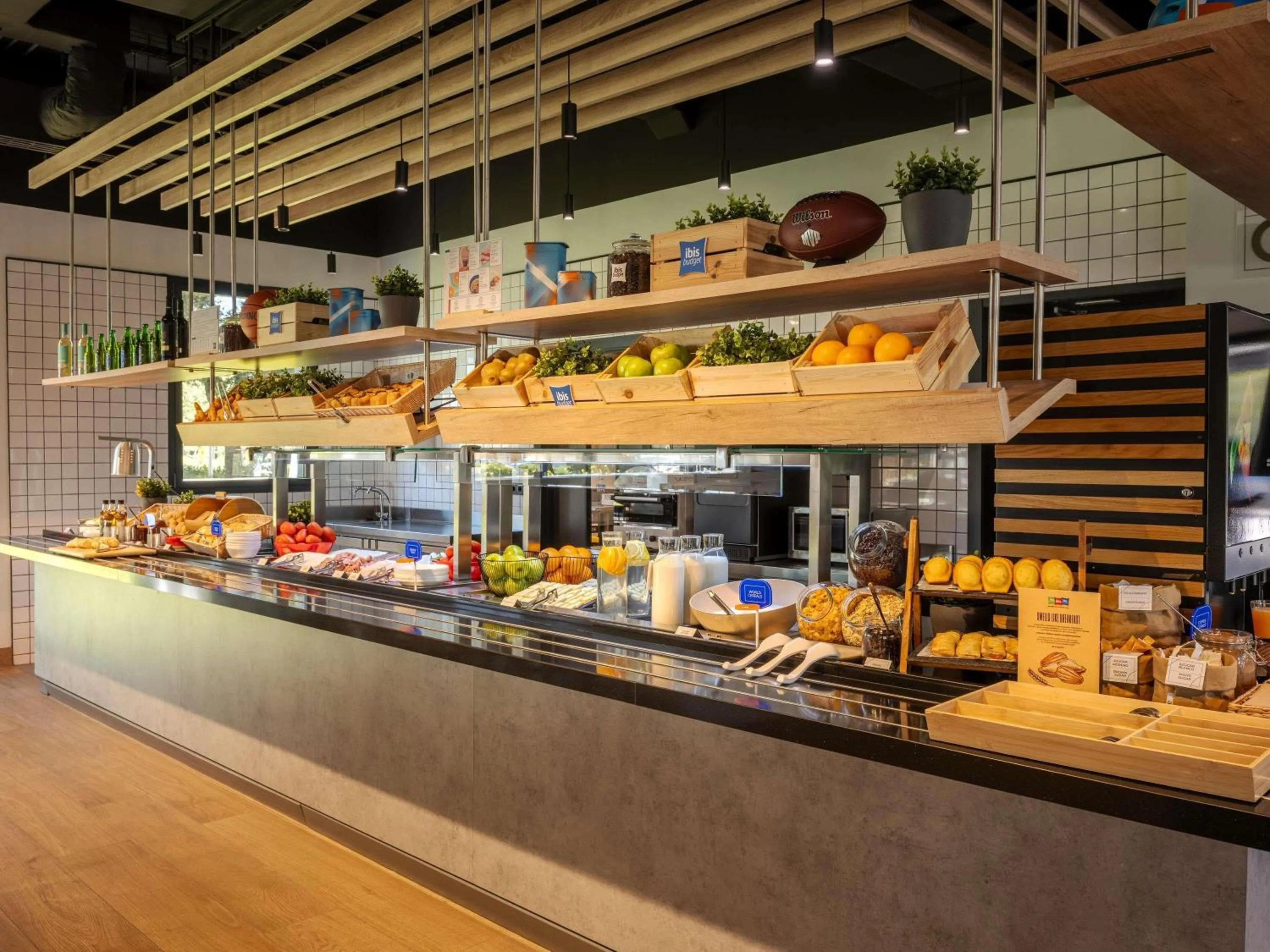 Property building in ibis budget Madrid Aeropuerto