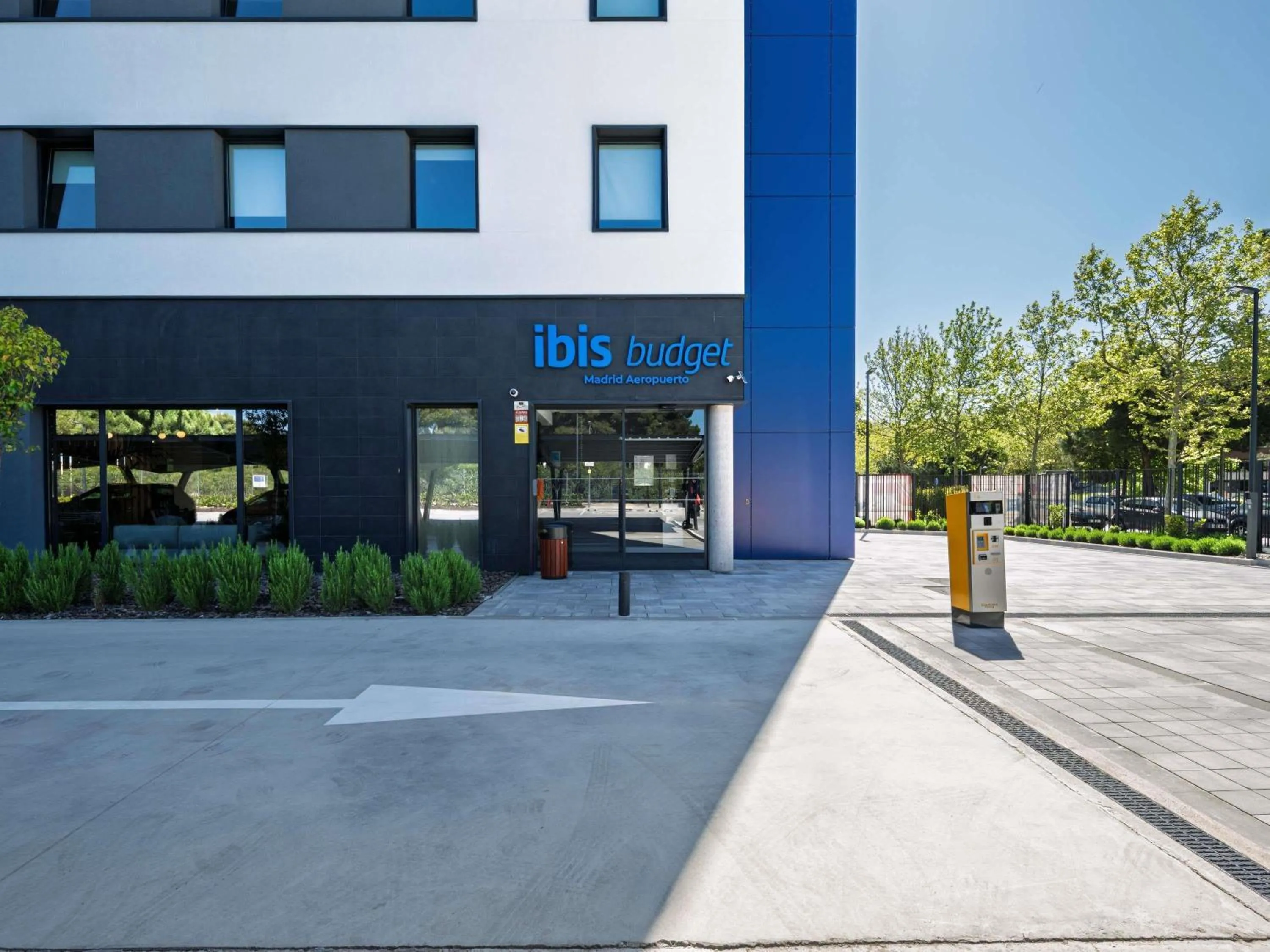 Property building in ibis budget Madrid Aeropuerto