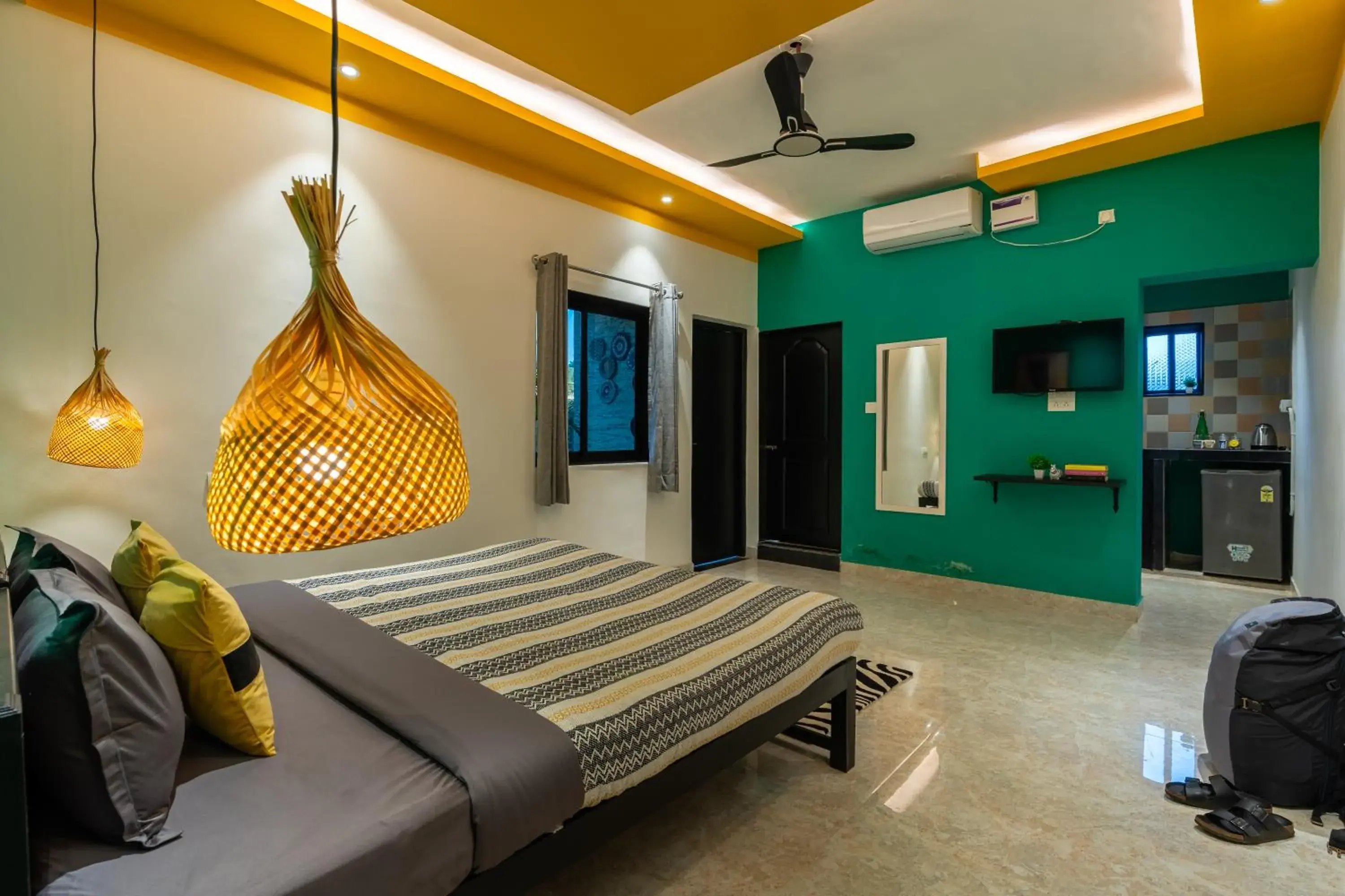 Bed in Whoopers Boutique Hotel Morjim Bed in Whoopers Boutique Hotel Morjim