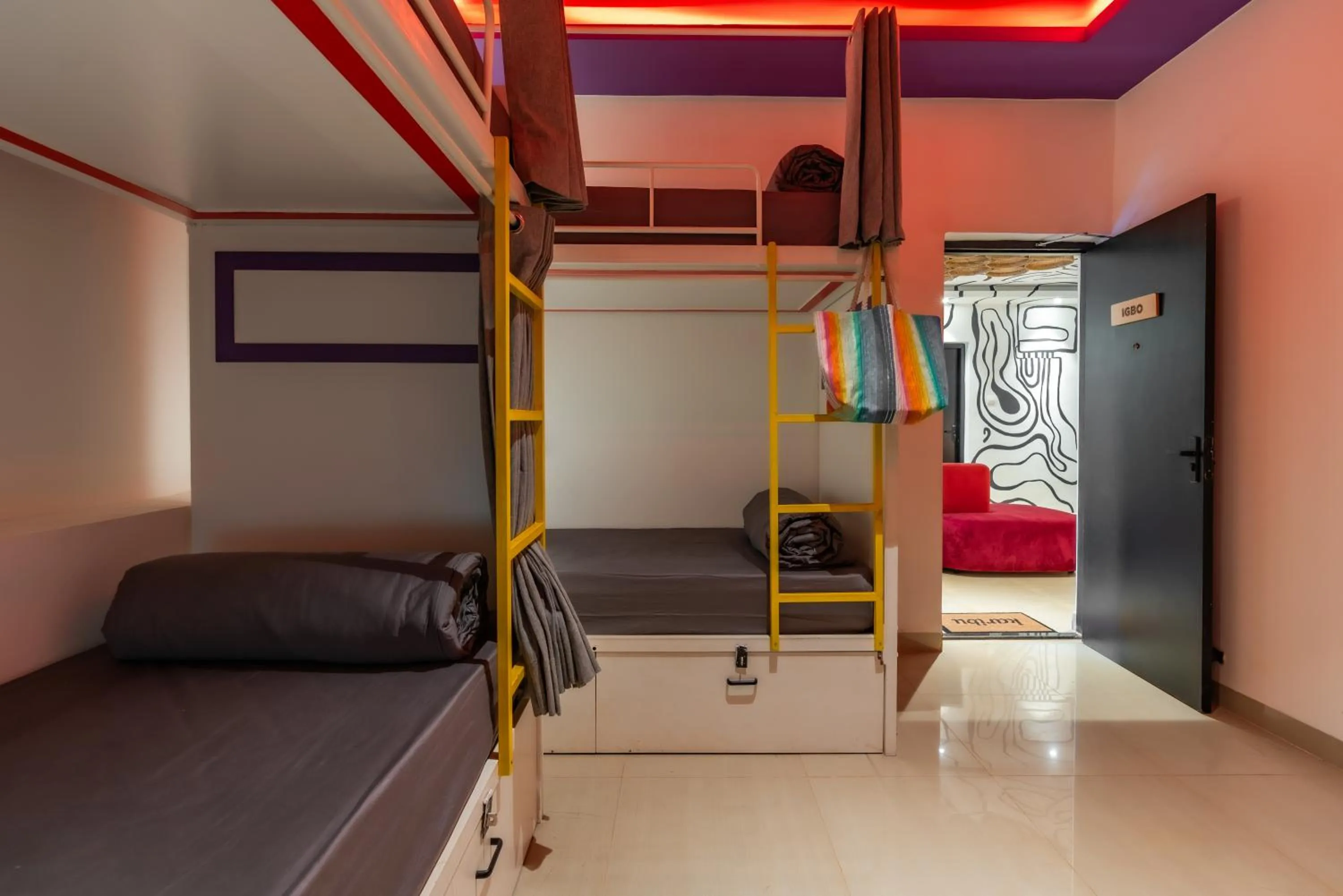 Photo of the whole room, Bed in Whoopers Boutique Hotel Morjim