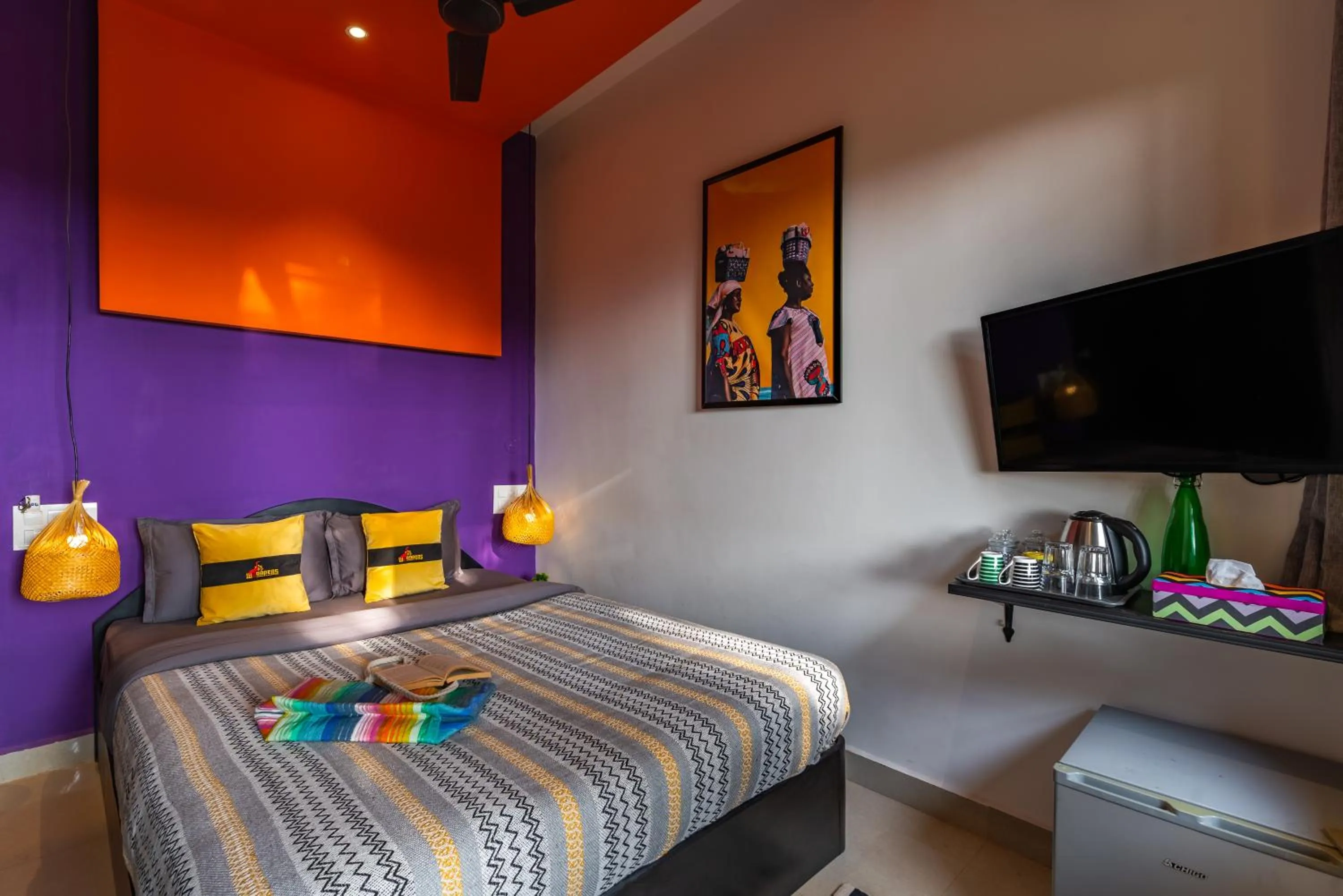 Bed in Whoopers Boutique Hotel Morjim