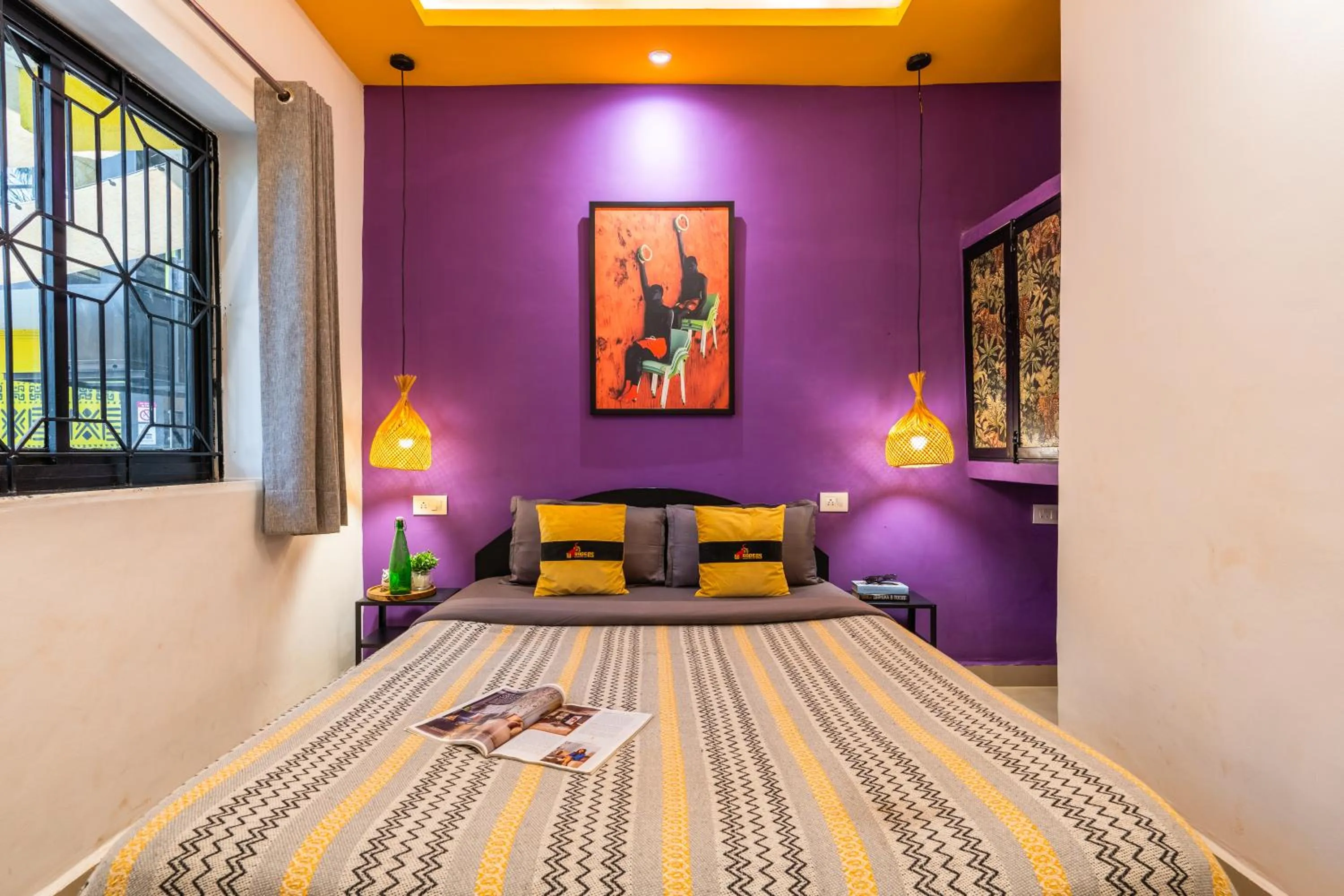 Living room, Bed in Whoopers Boutique Hotel Morjim