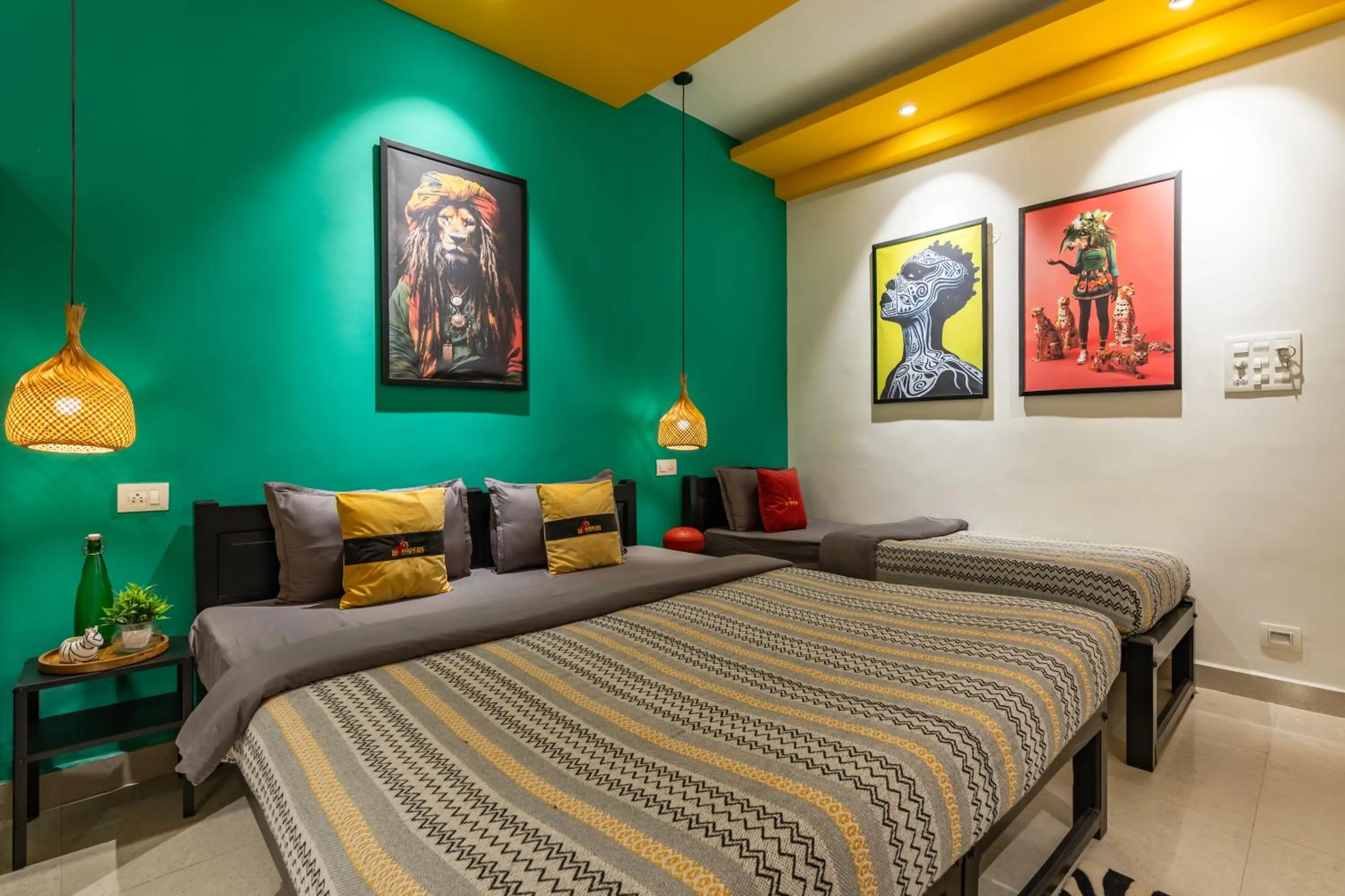 Bed in Whoopers Boutique Hotel Morjim