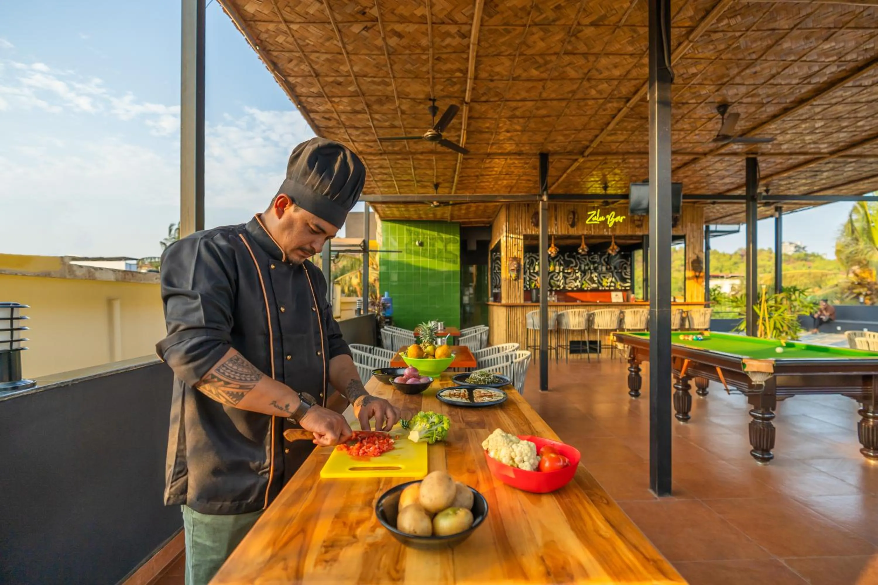 Kitchen or kitchenette in Whoopers Boutique Hotel Morjim