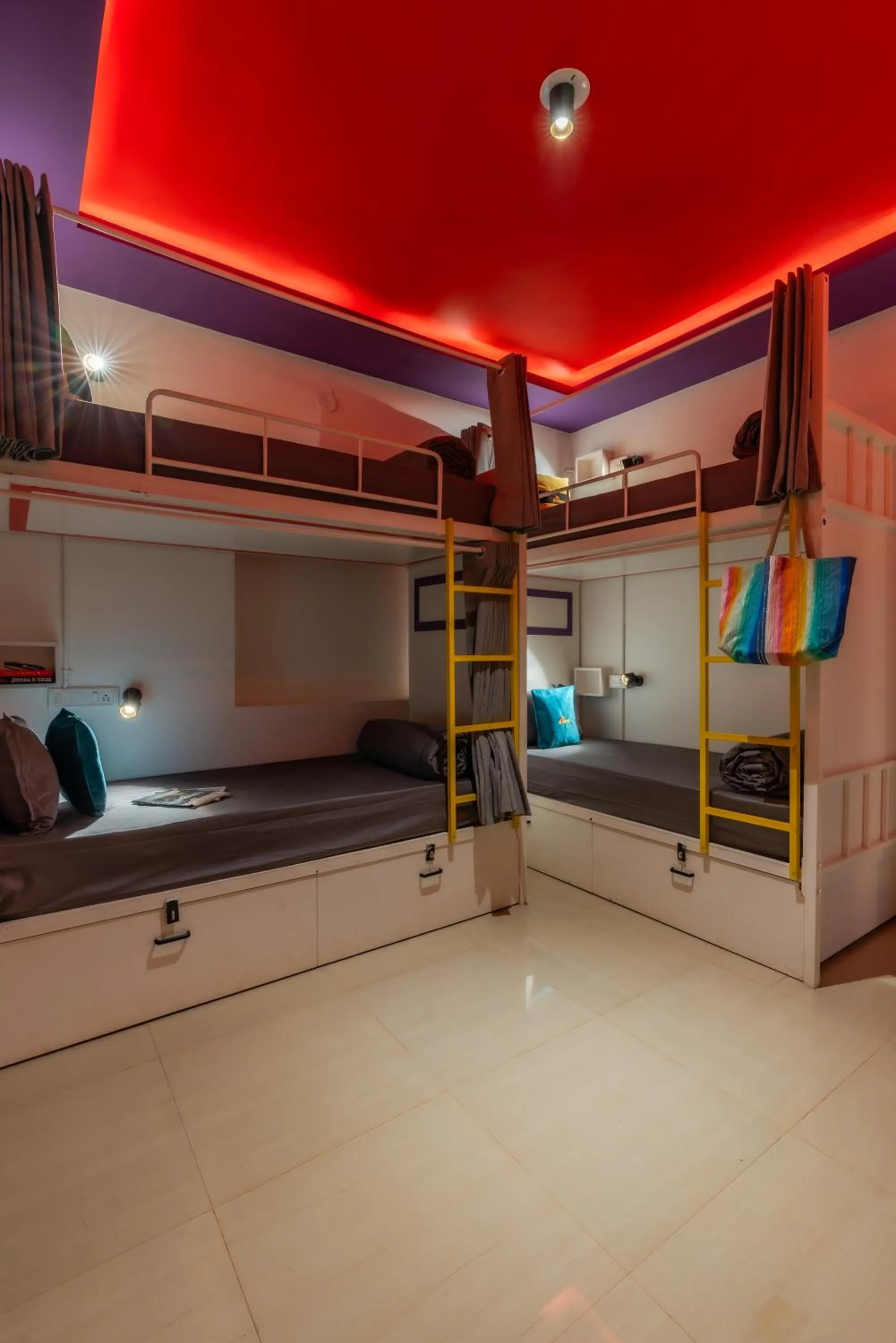 Bed in Whoopers Boutique Hotel Morjim