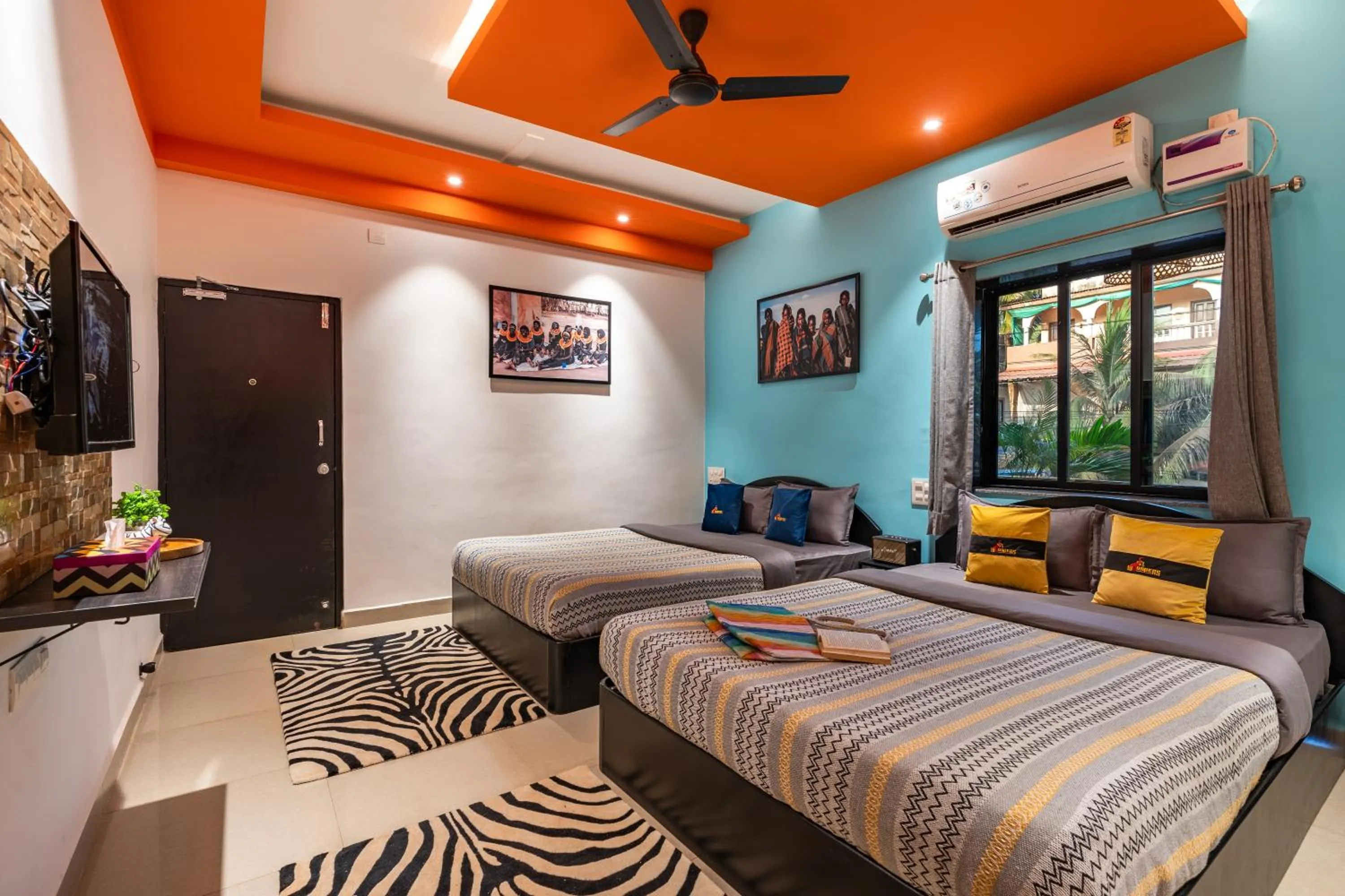 Bed in Whoopers Boutique Hotel Morjim