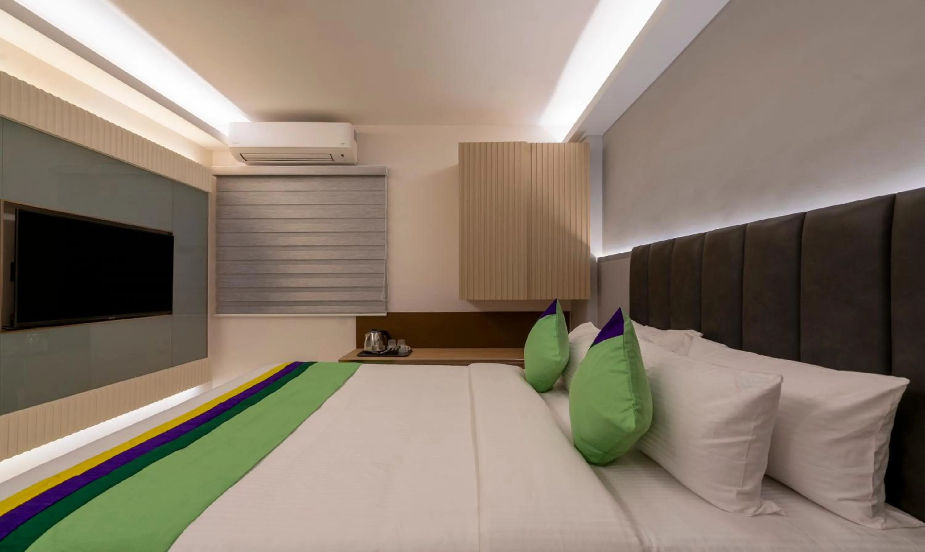 Bed in Treebo Premium D Consulate