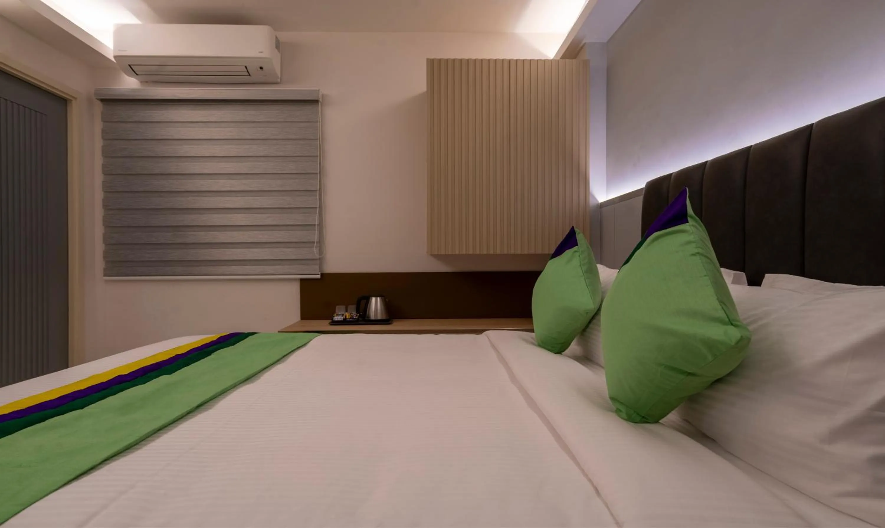 Bed in Treebo Premium D Consulate