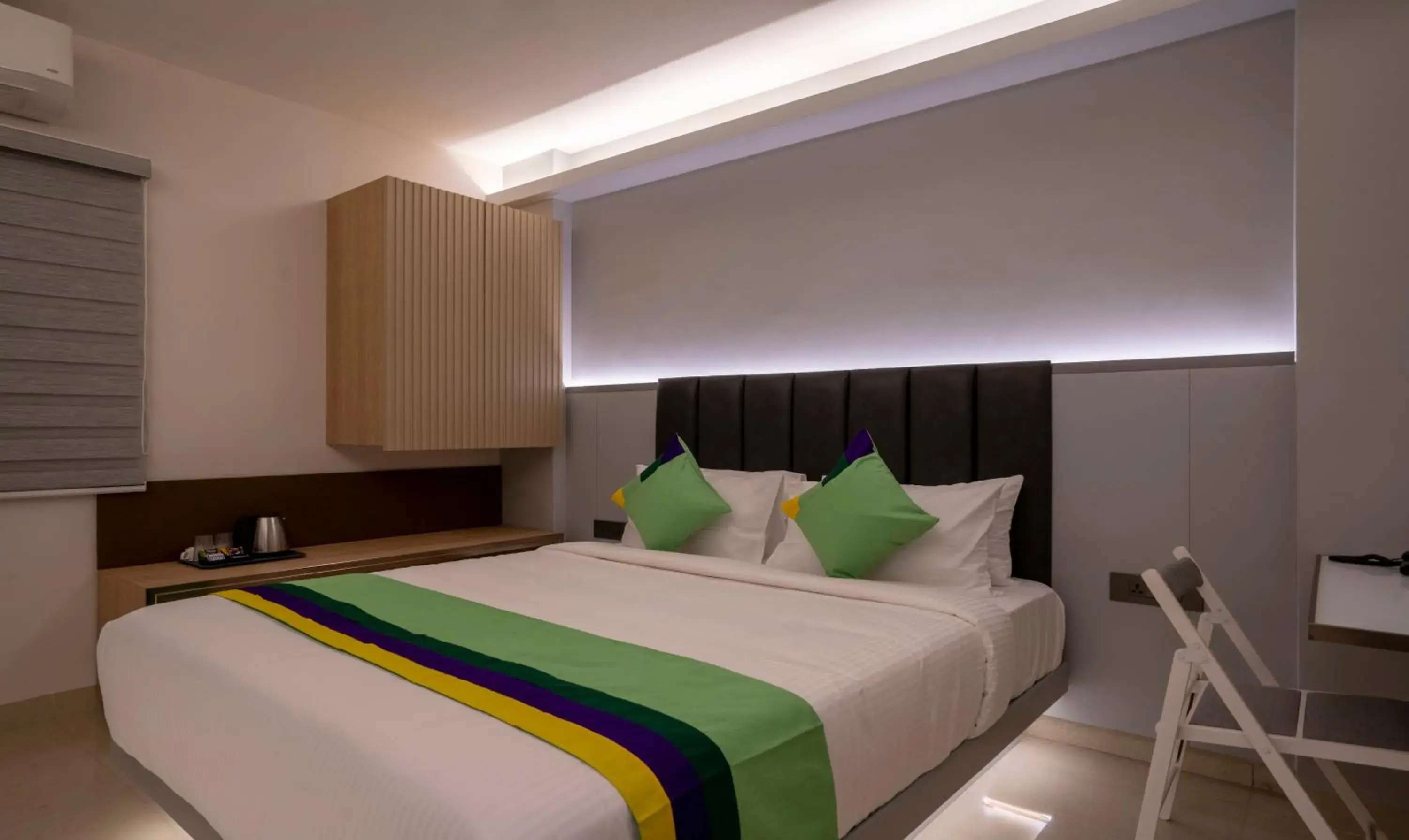 Bed in Treebo Premium D Consulate Bed in Treebo Premium D Consulate