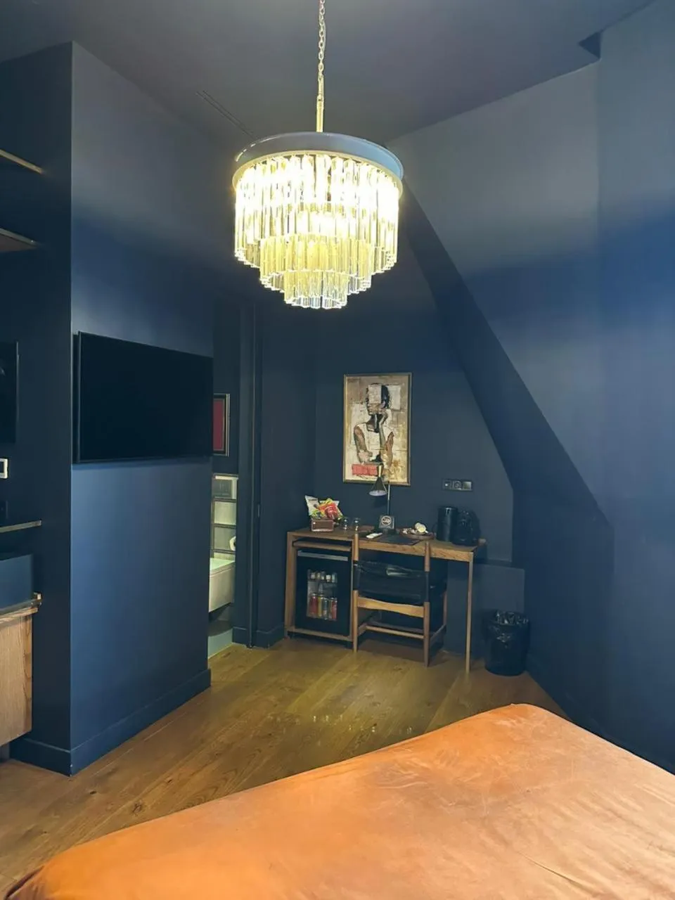 TV and multimedia, Bed in Zorba&Bond Boutique Hotel