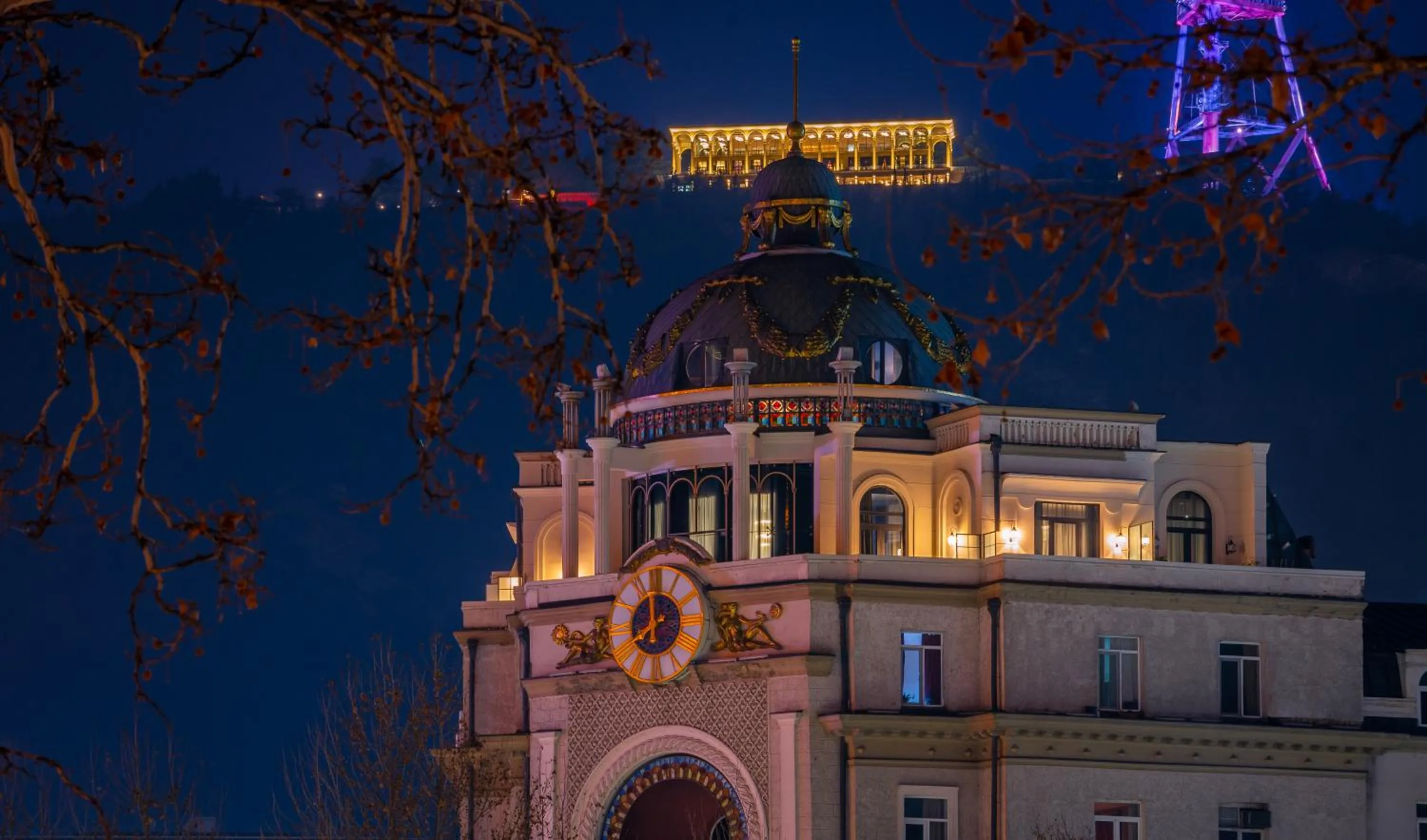 Property building in Zorba&Bond Boutique Hotel