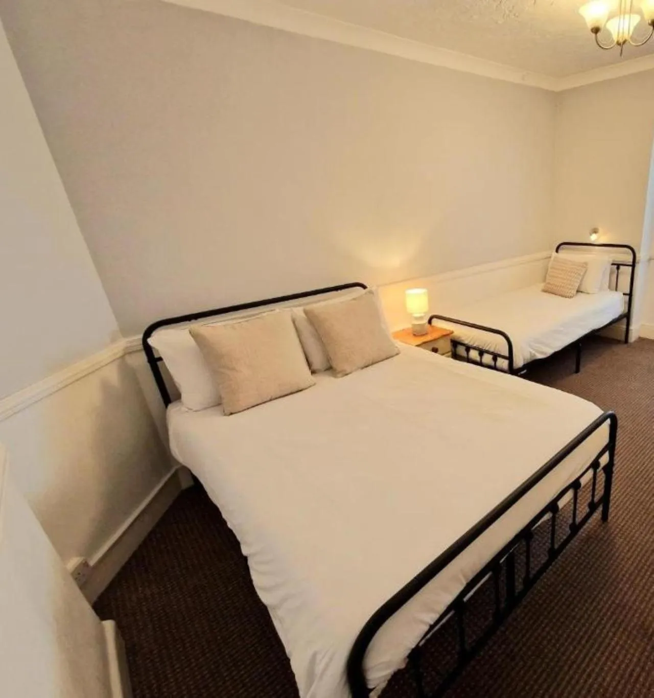 Bed in The Kensington