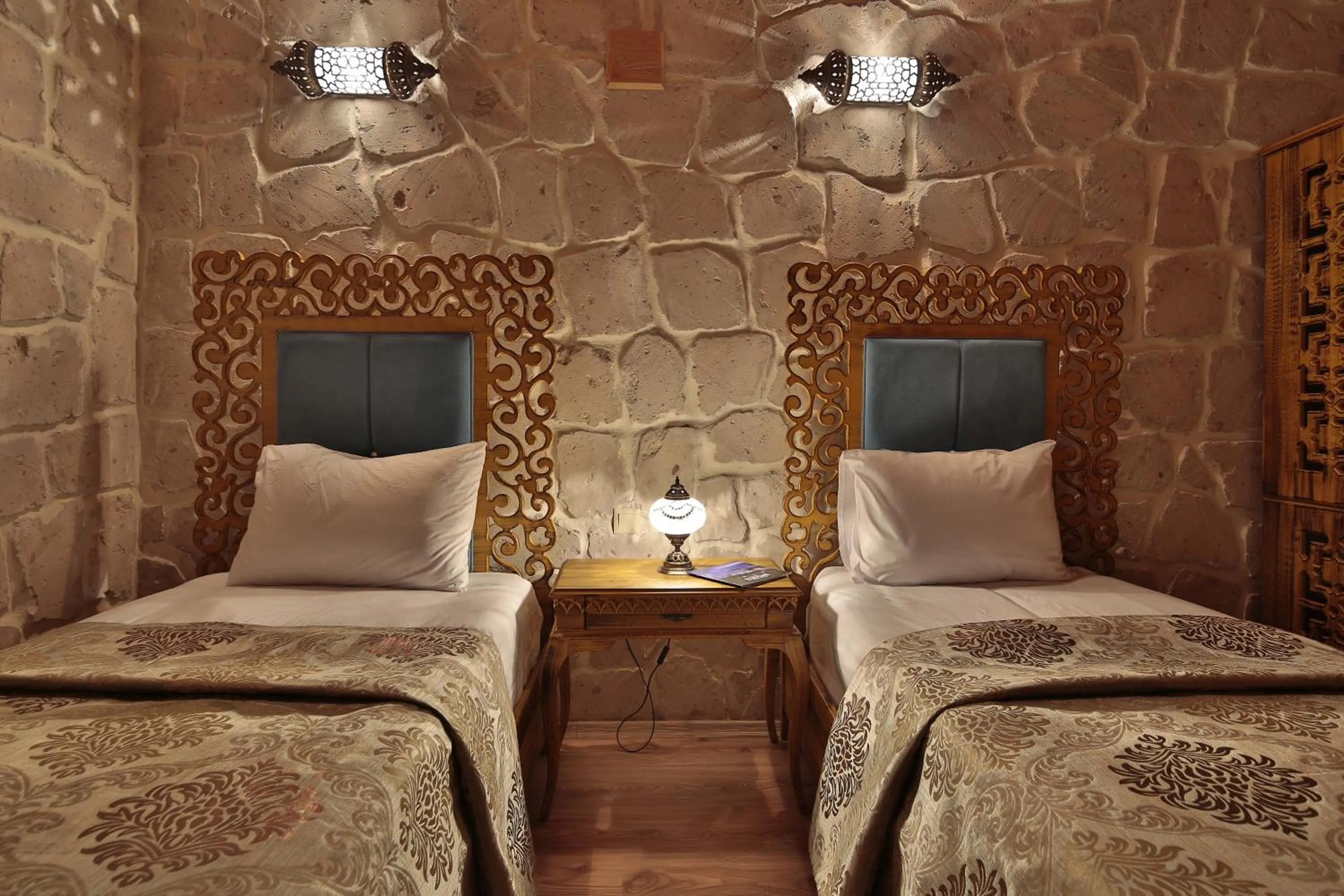 Bedroom, Bed in ELEVRES STONE HOUSE HOTEL