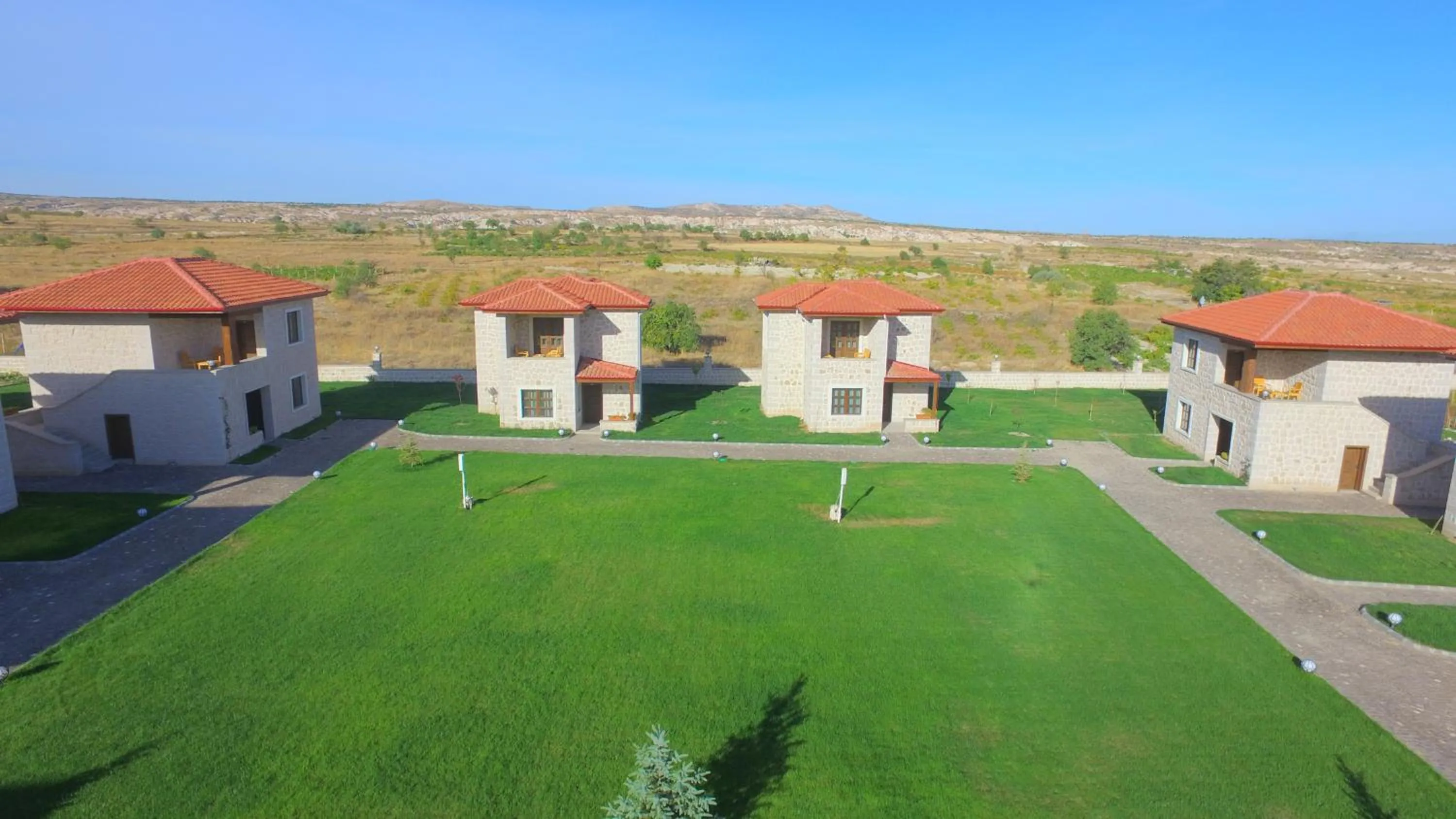 Garden in ELEVRES STONE HOUSE HOTEL