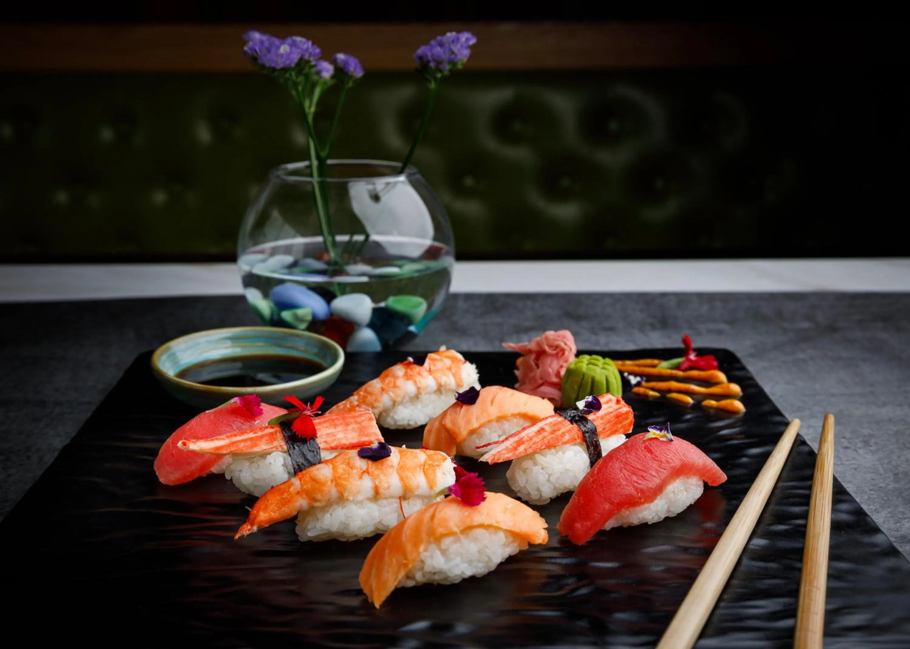 Restaurant/places to eat in Holiday Inn Express Kathmandu Naxal by IHG