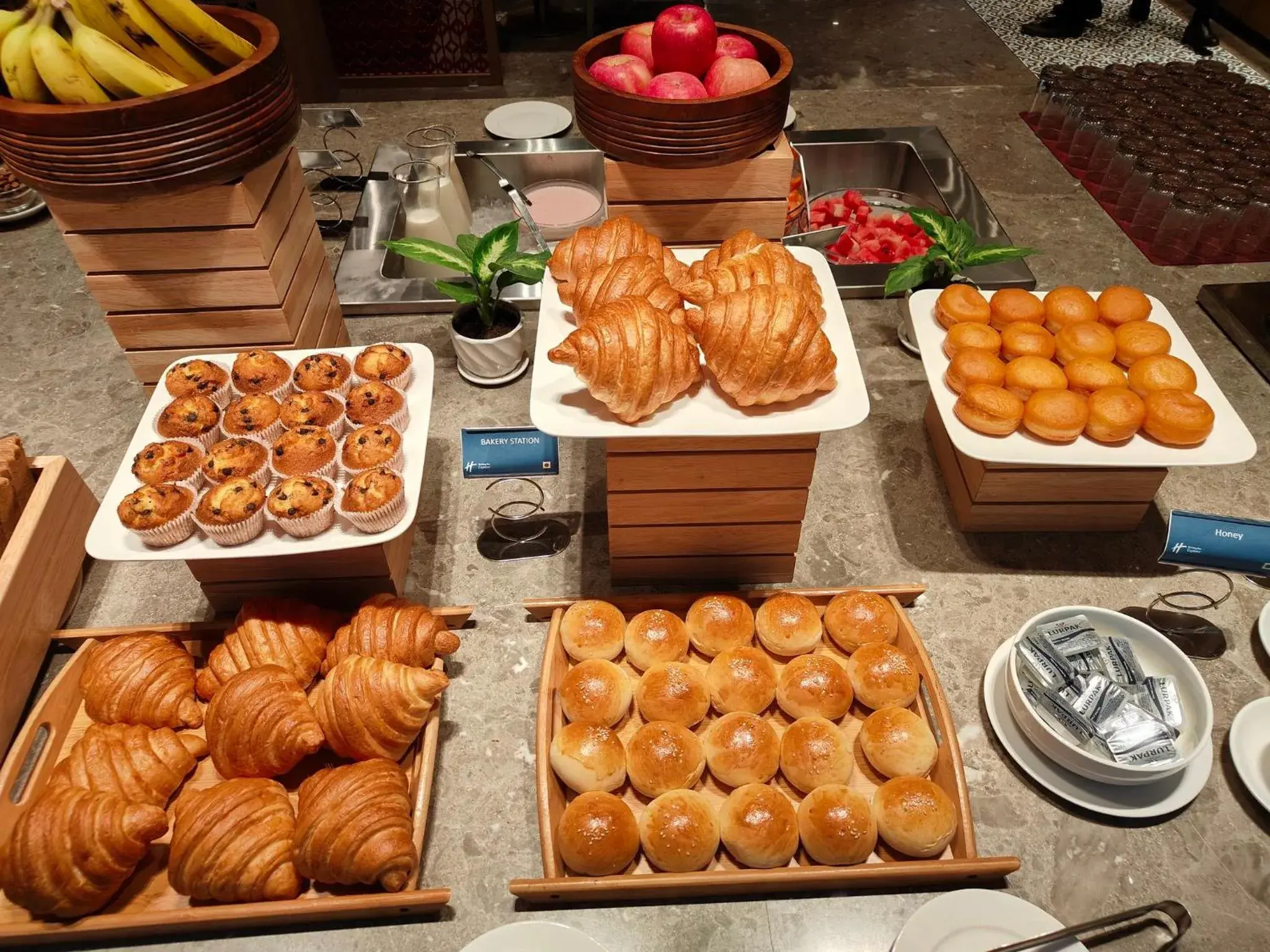 Restaurant/places to eat in Holiday Inn Express Kathmandu Naxal by IHG Restaurant/places to eat in Holiday Inn Express Kathmandu Naxal by IHG