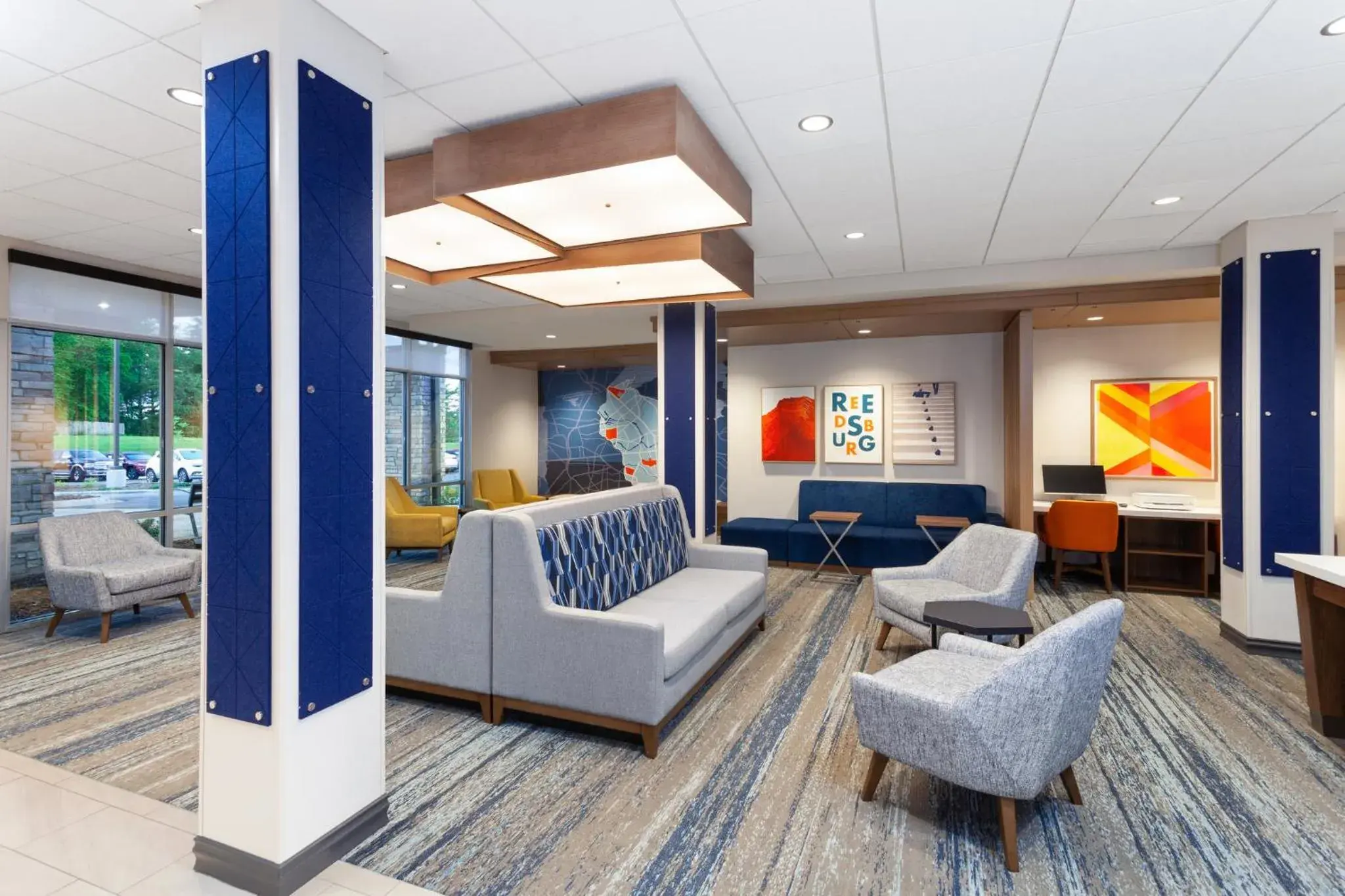 Property building in Holiday Inn Express & Suites Reedsburg - Dells Area by IHG Property building in Holiday Inn Express & Suites Reedsburg - Dells Area by IHG