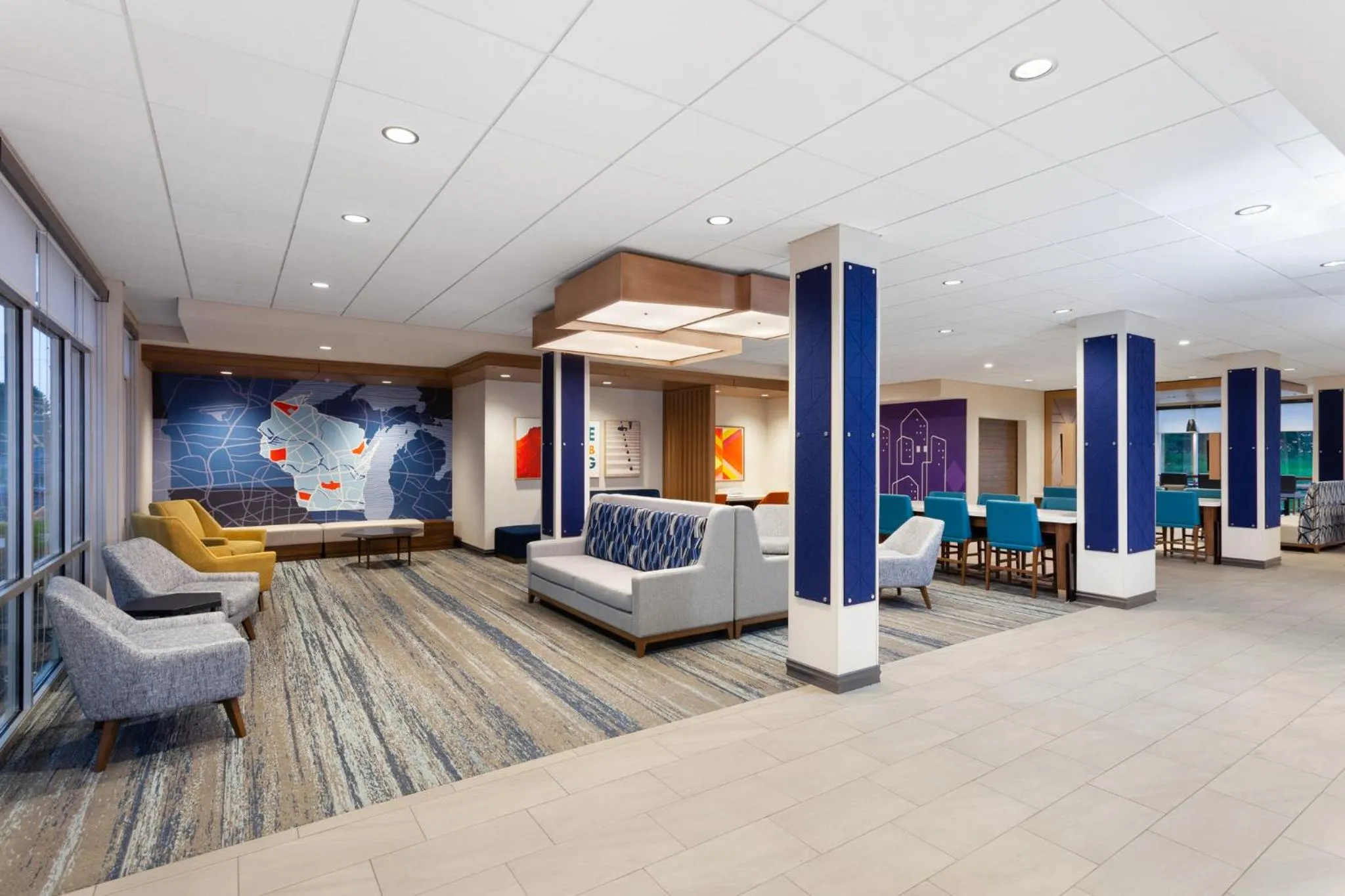 Property building in Holiday Inn Express & Suites Reedsburg - Dells Area by IHG