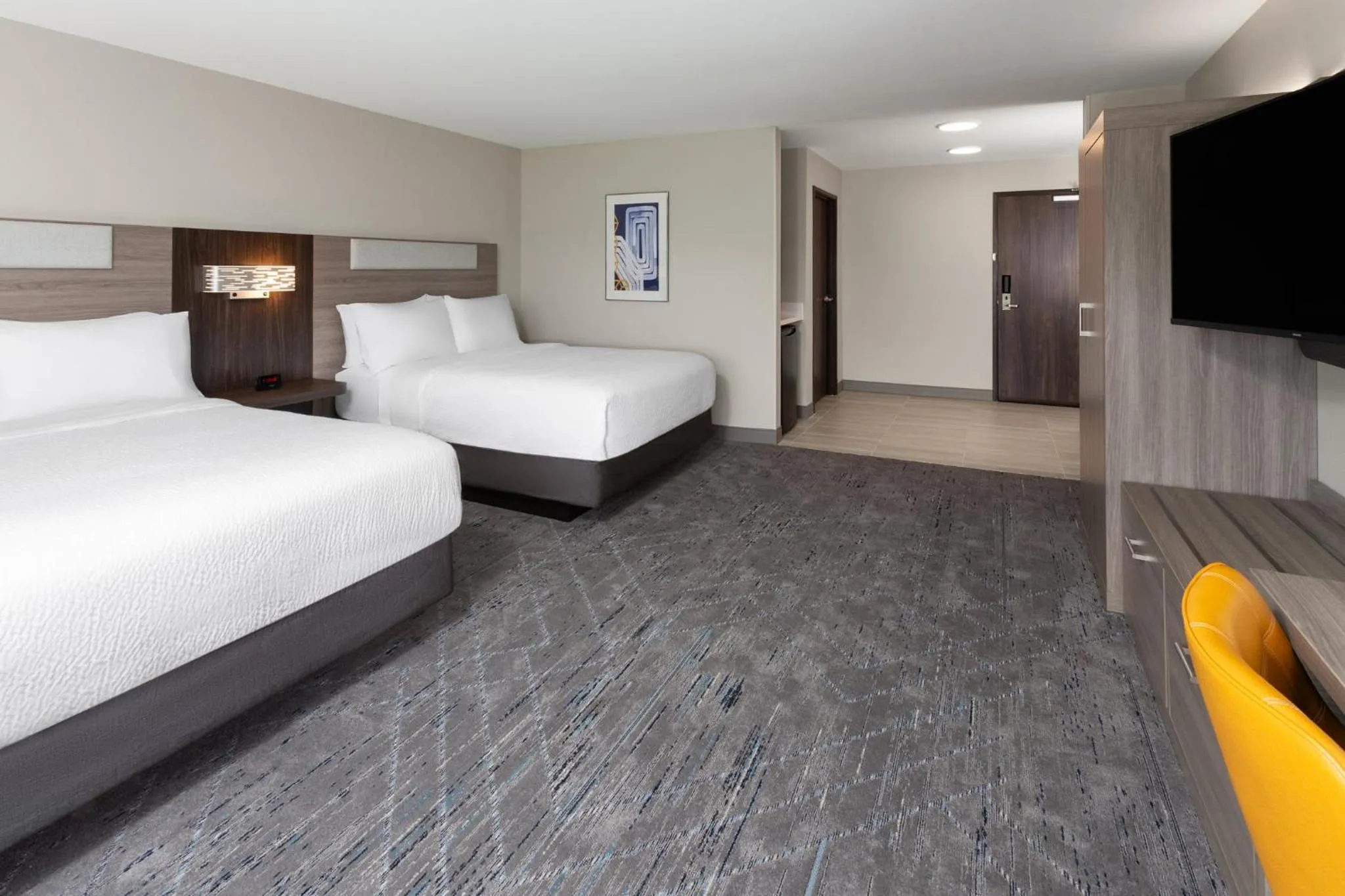 Photo of the whole room, Bed in Holiday Inn Express & Suites Reedsburg - Dells Area by IHG