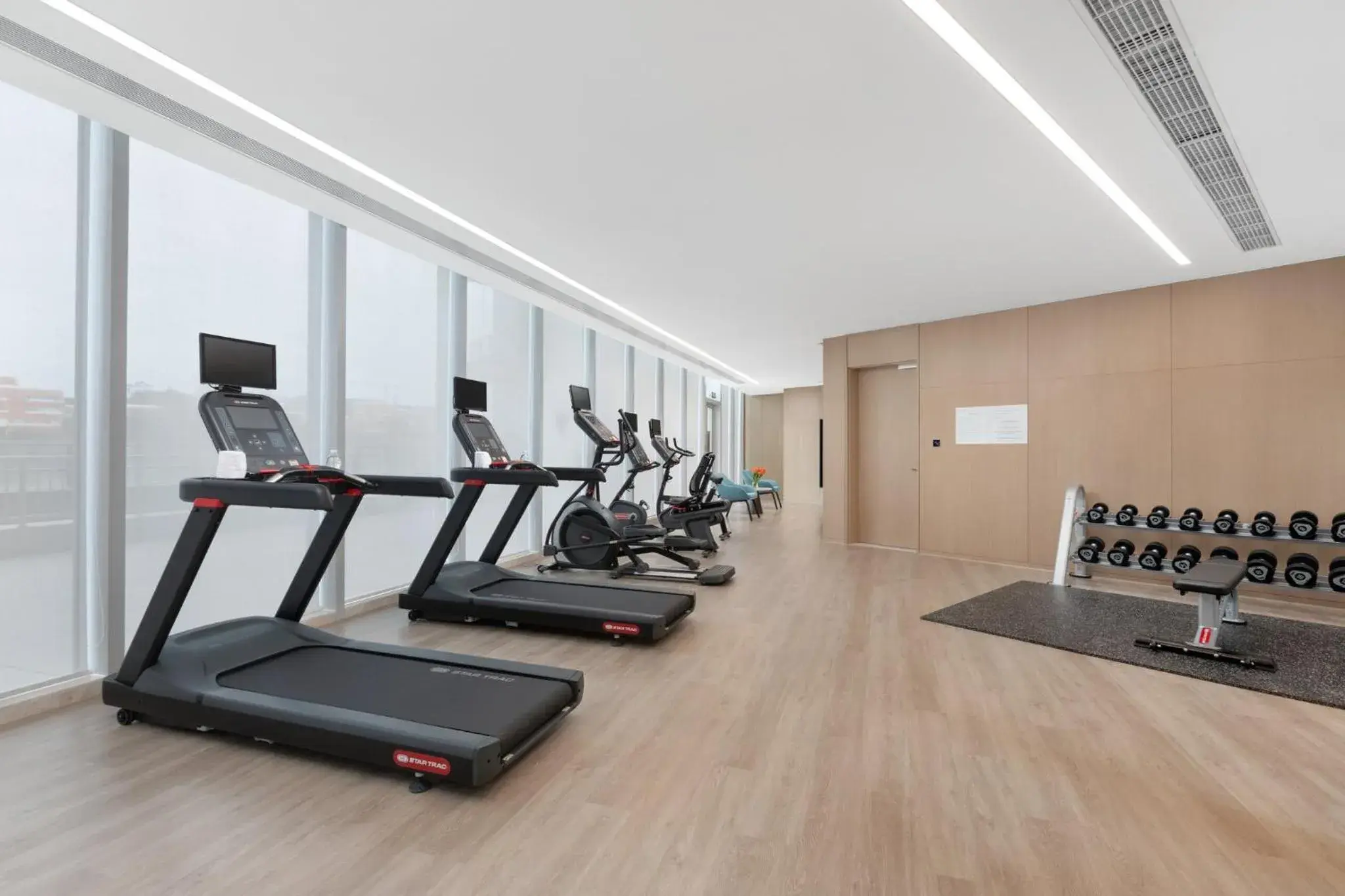 Fitness centre/facilities in Holiday Inn Quanzhou Donghai by IHG Fitness centre/facilities in Holiday Inn Quanzhou Donghai by IHG