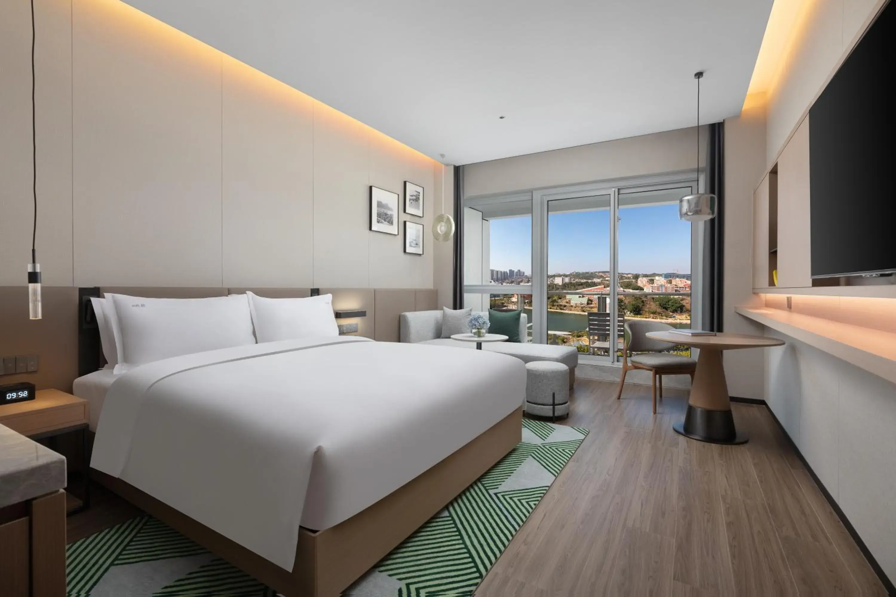 Photo of the whole room, Bed in Holiday Inn Quanzhou Donghai by IHG Photo of the whole room, Bed in Holiday Inn Quanzhou Donghai by IHG