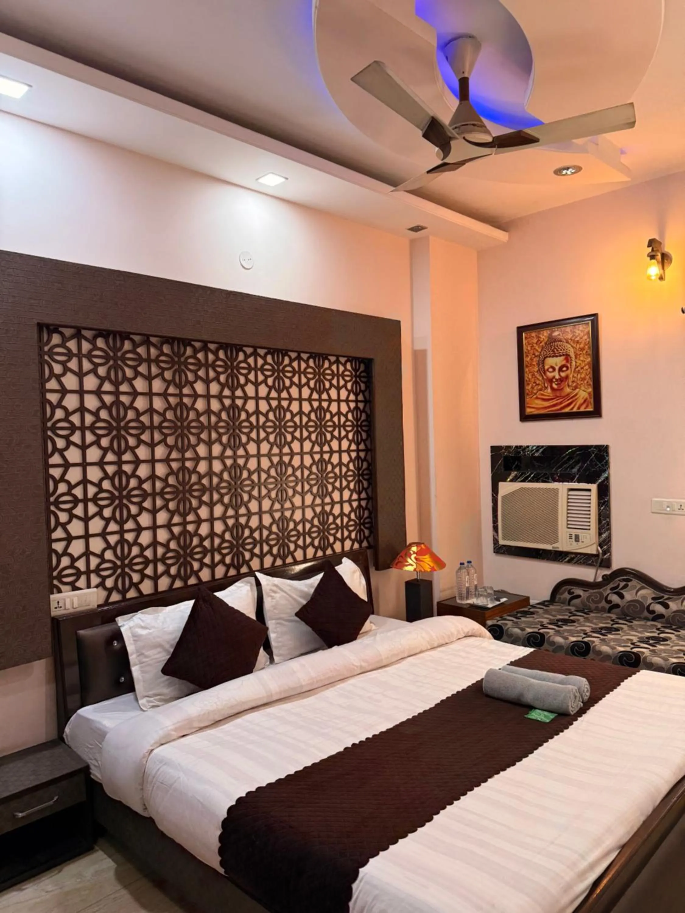 Bed in Pacific Grand