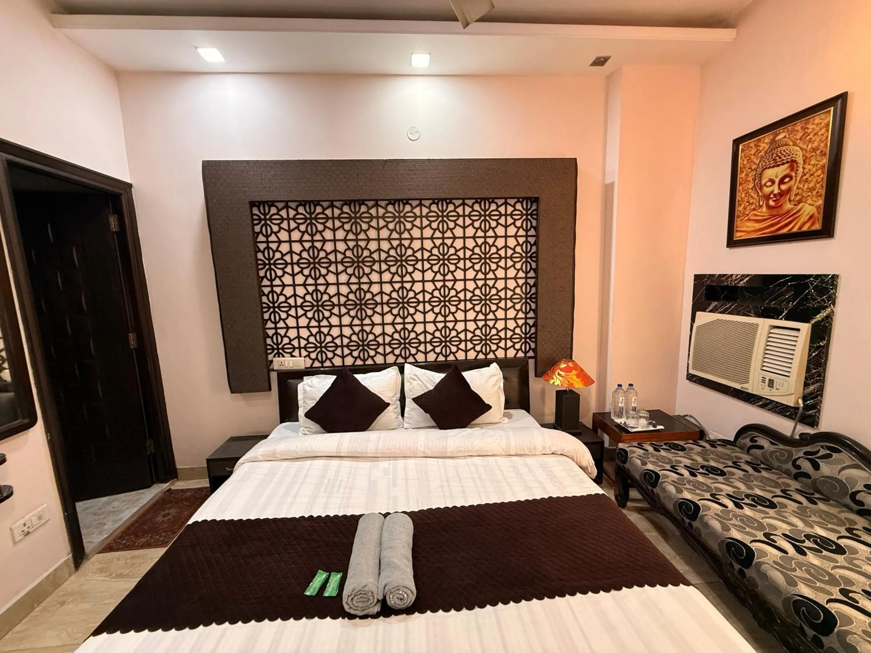 Bed in Pacific Grand