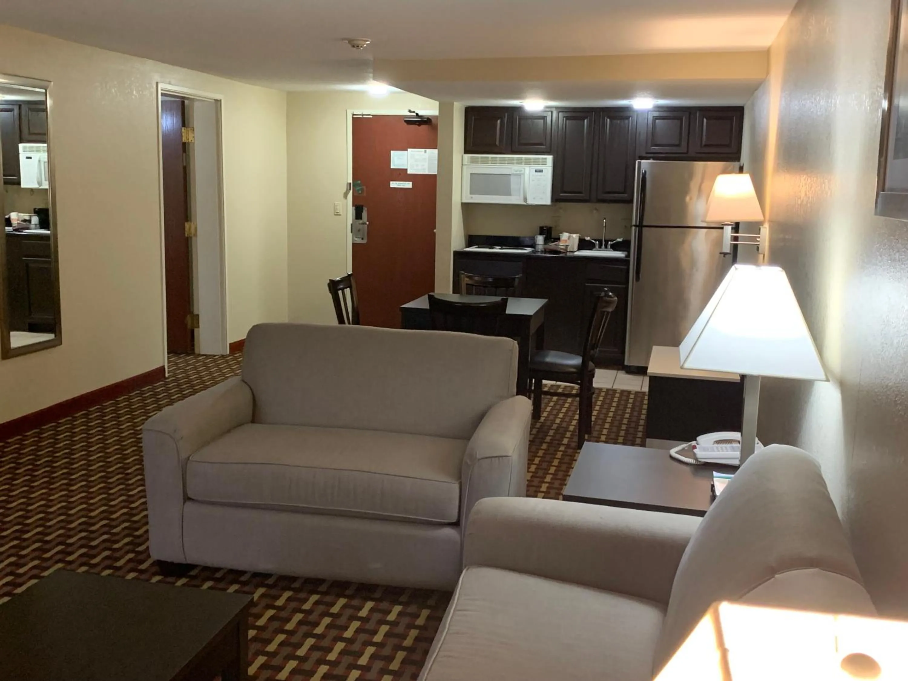 Quality Inn and Suites Middletown-Franklin