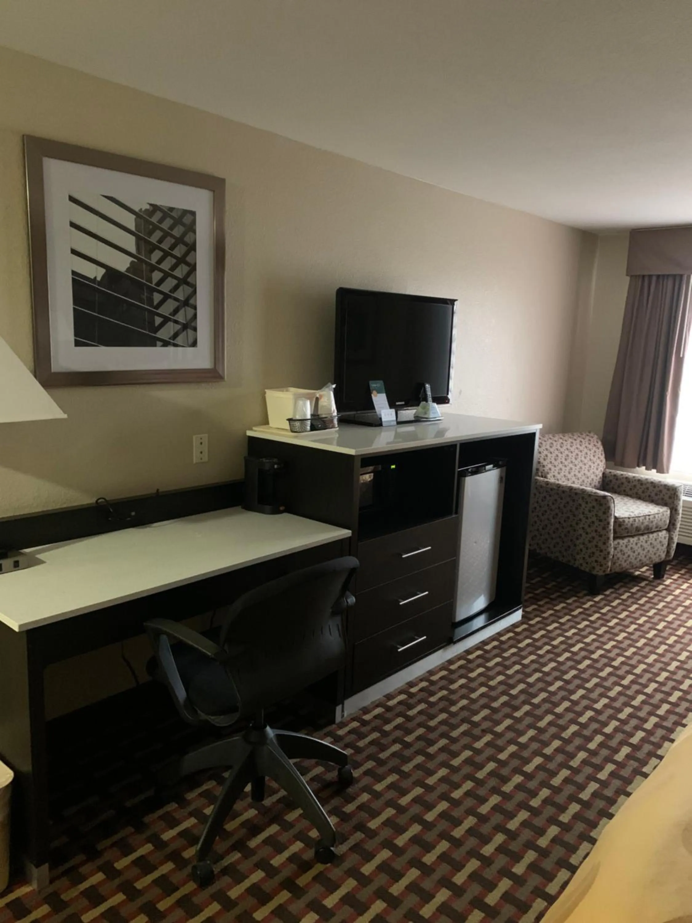 Quality Inn and Suites Middletown-Franklin