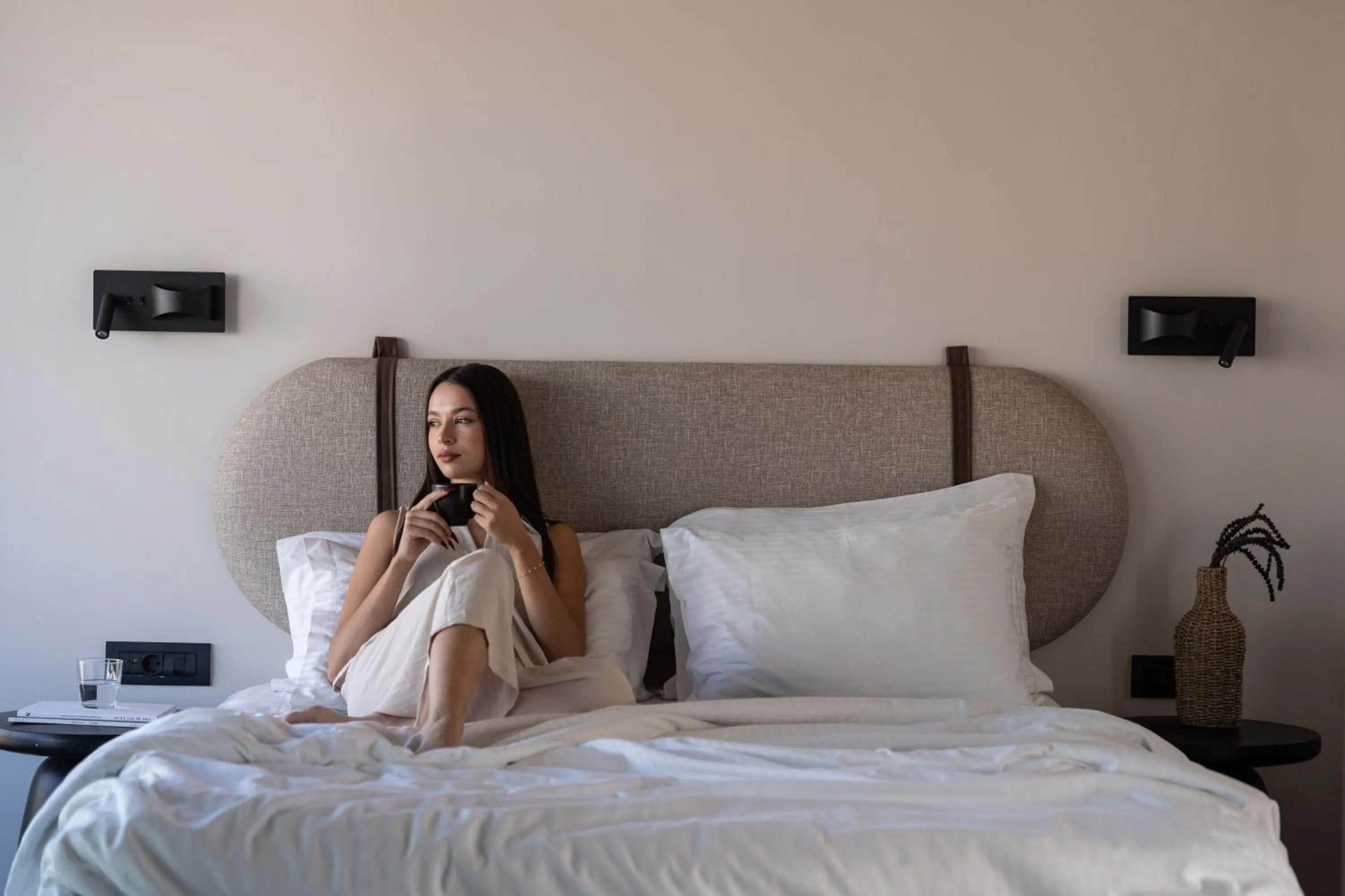 TV and multimedia, Bed in VAYA Suites by Omilos Hotels