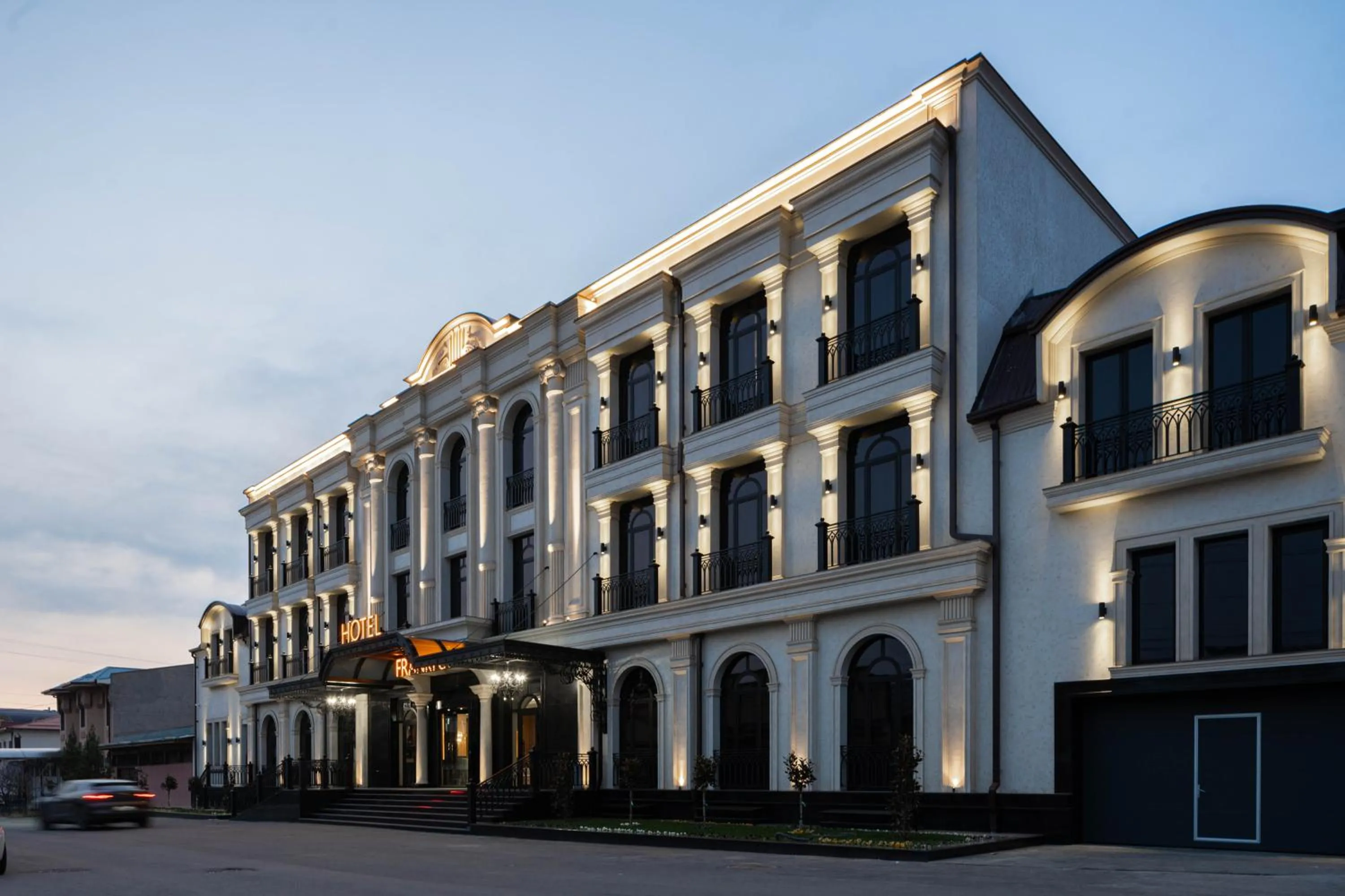 Property building in FRANKFORT Expo Hotel