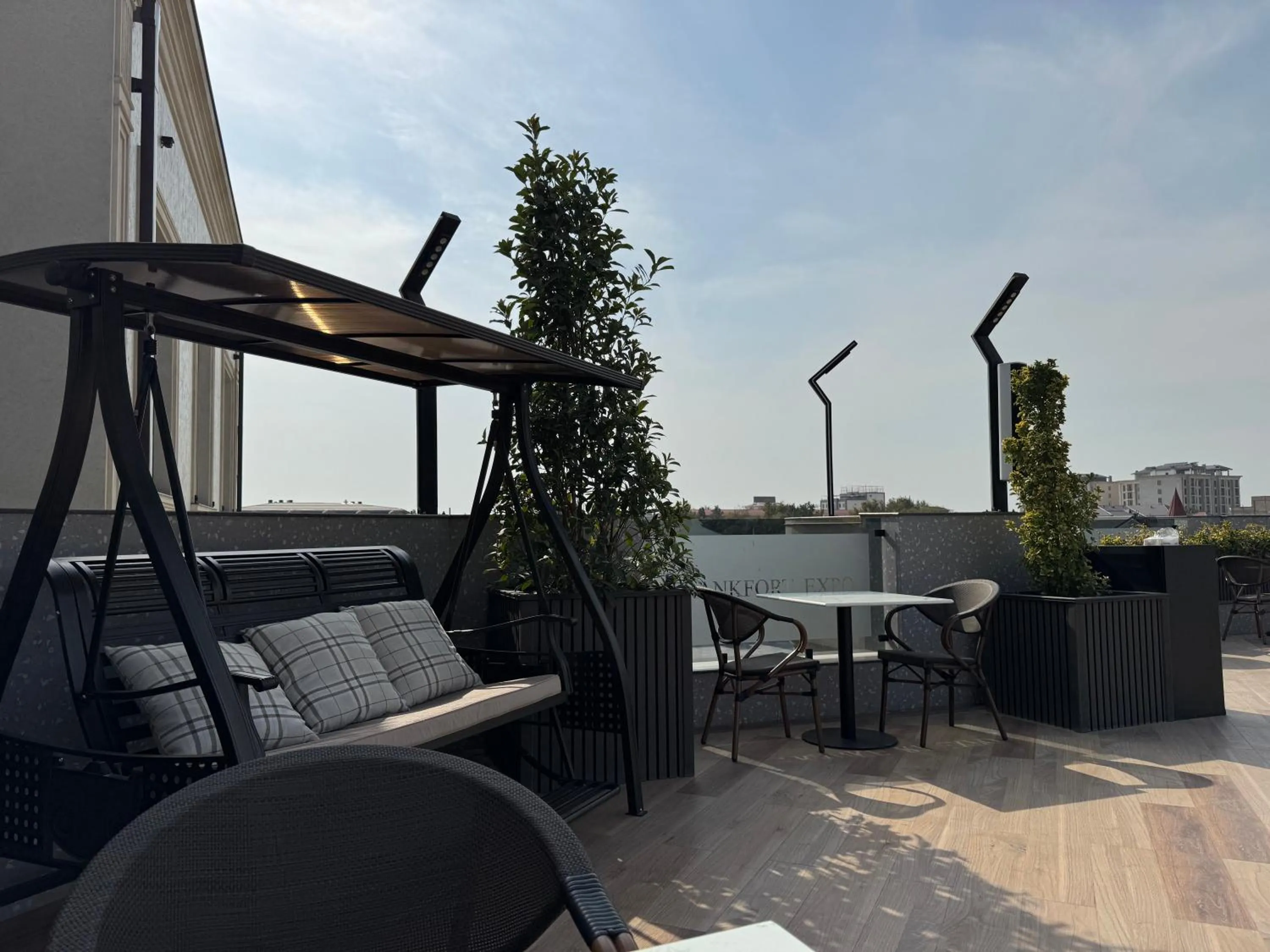 Restaurant/places to eat in FRANKFORT Expo Hotel