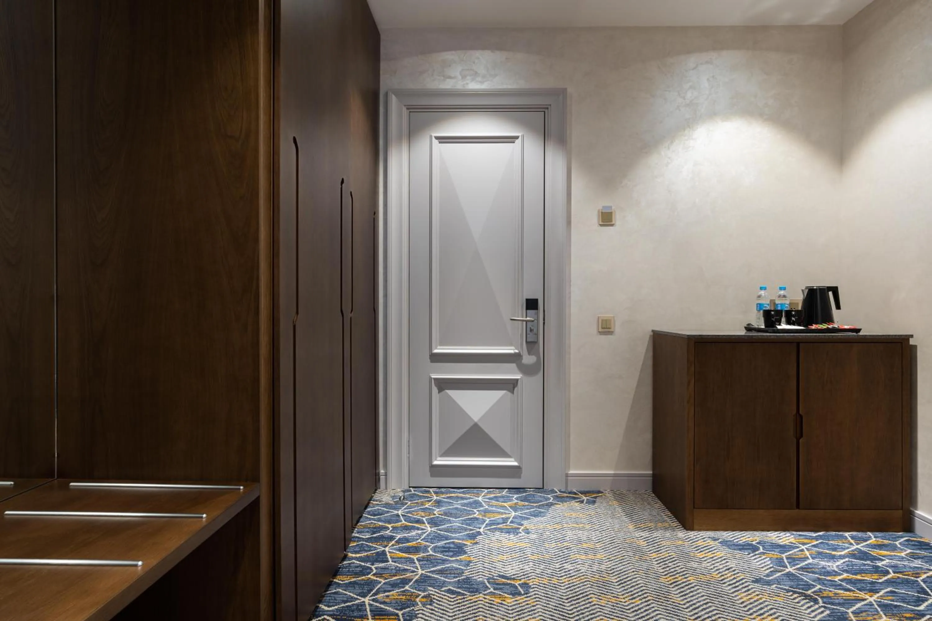 hair dresser in FRANKFORT Expo Hotel