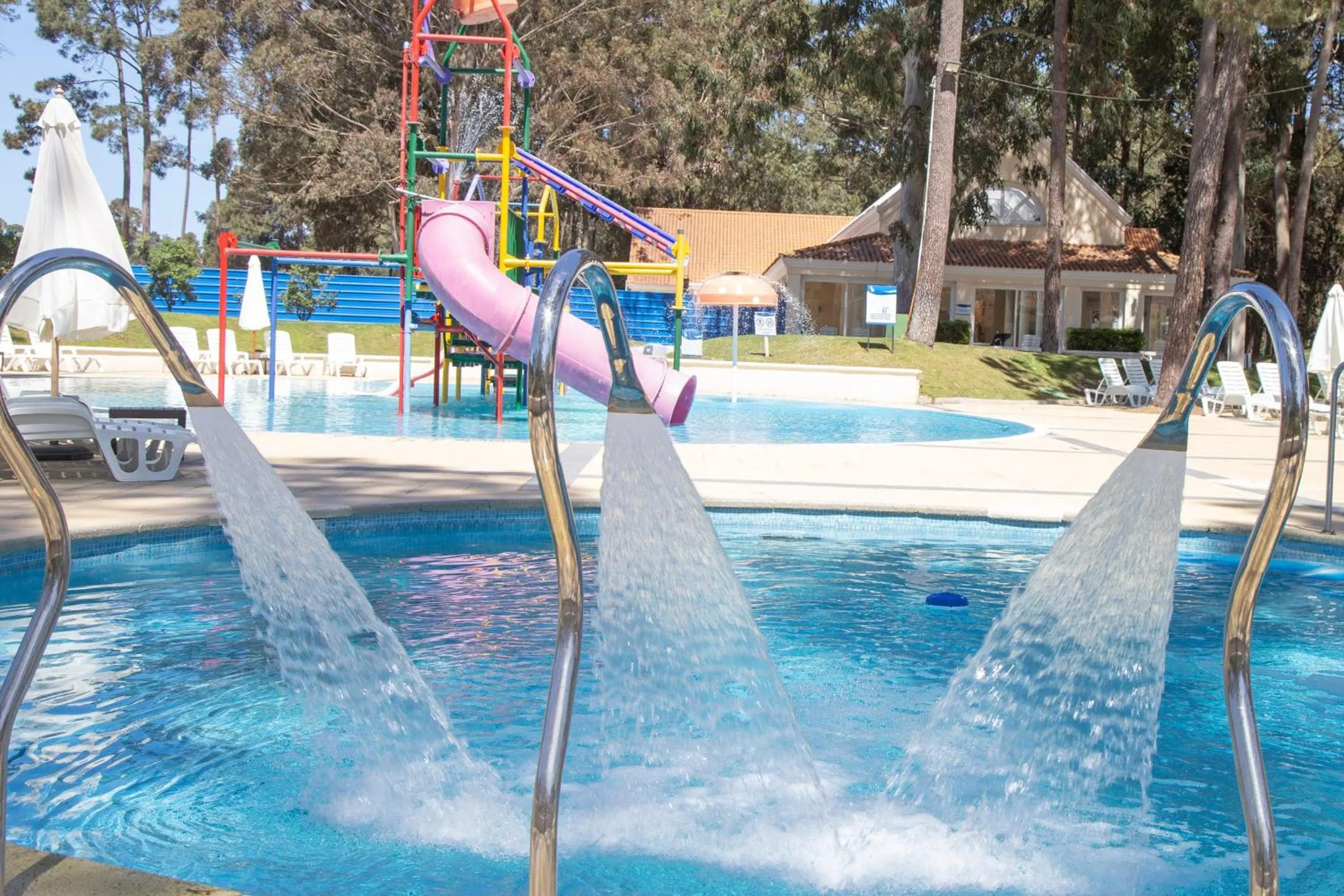 Children play ground in Oceana Suites Green Park