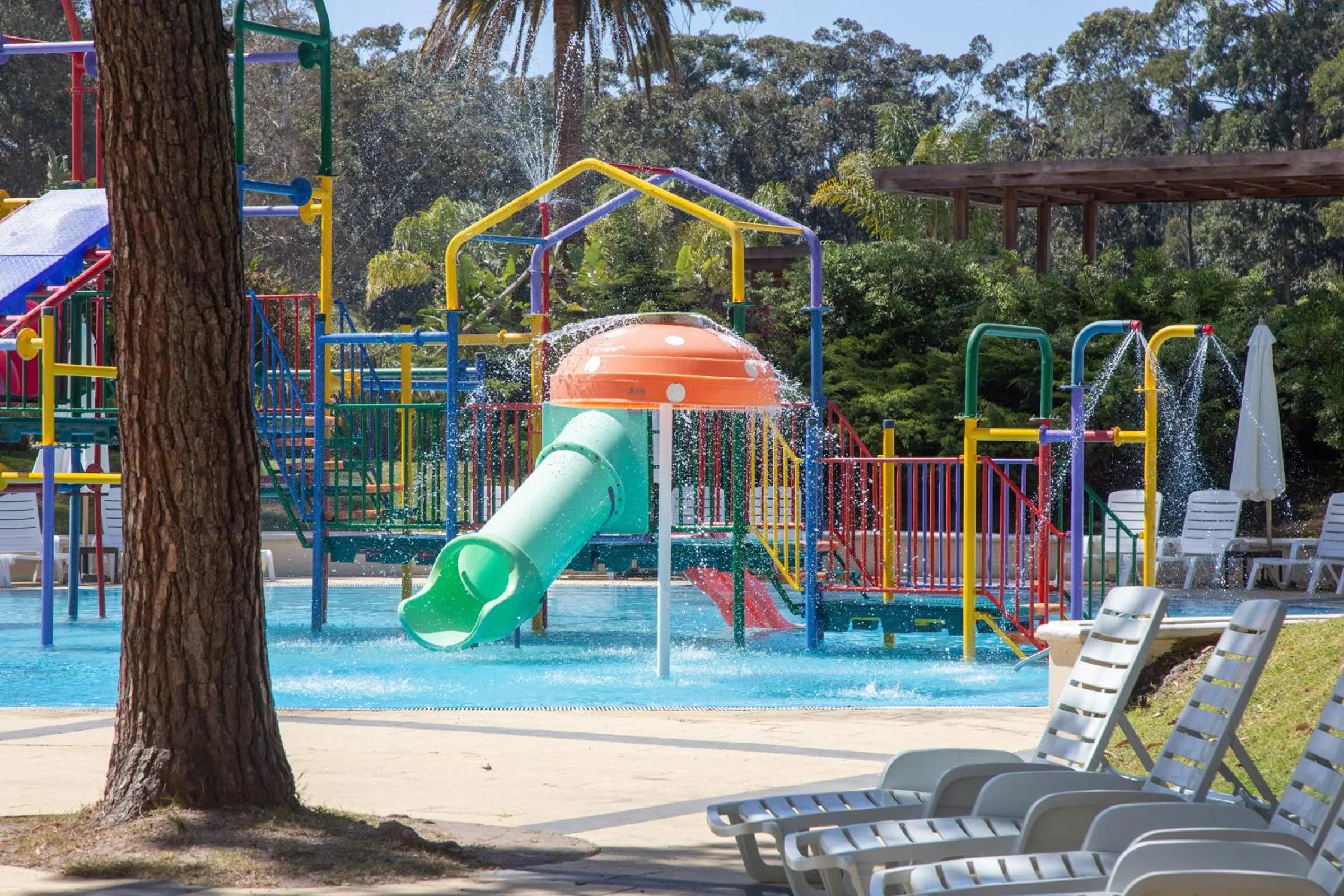 Children play ground in Oceana Suites Green Park
