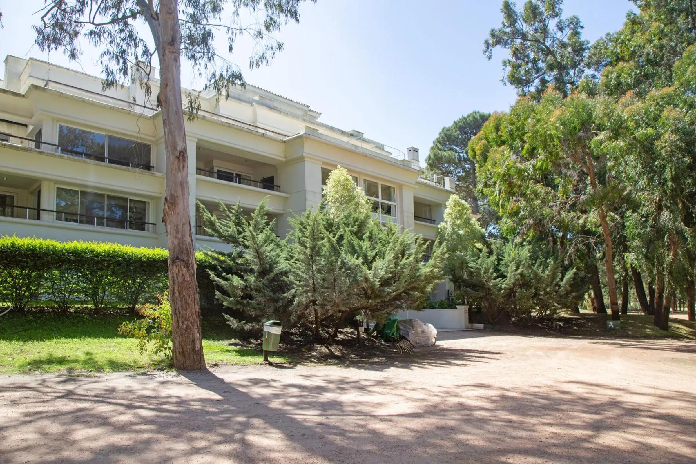 Property building in Oceana Suites Green Park
