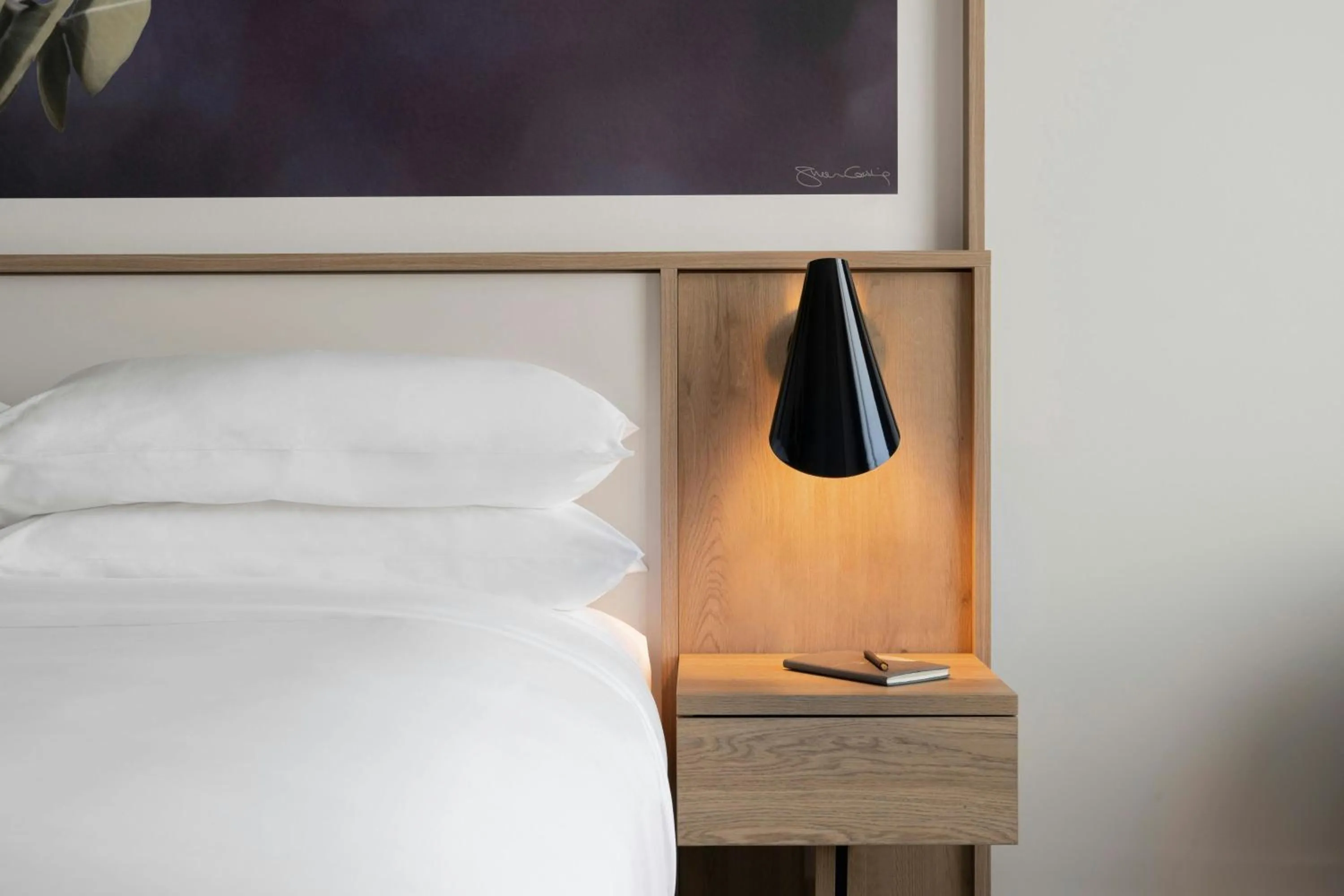 Photo of the whole room, Bed in Courtyard by Marriott Perth Murdoch