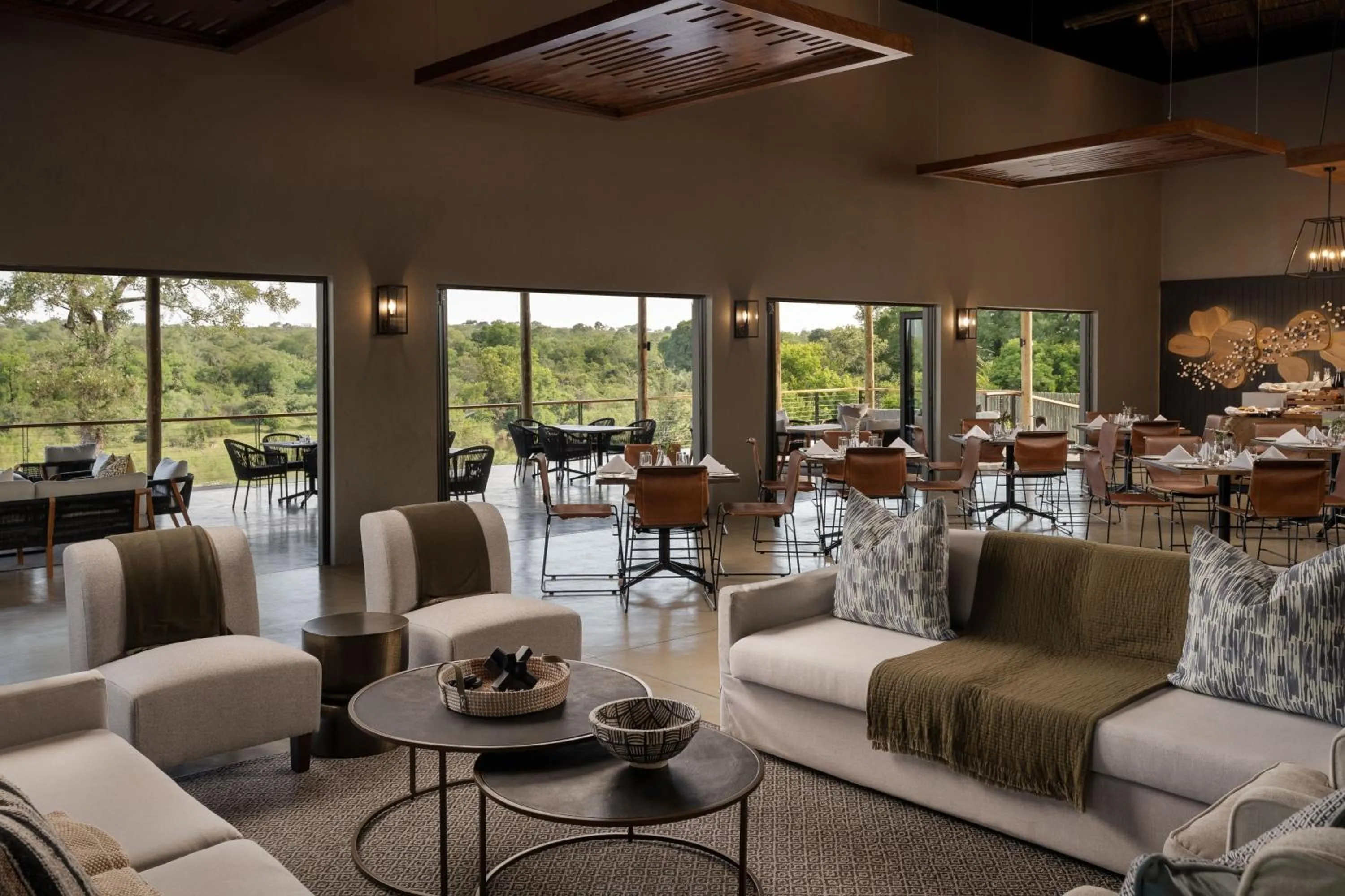 Lounge or bar in Leopard Sands Kruger Park