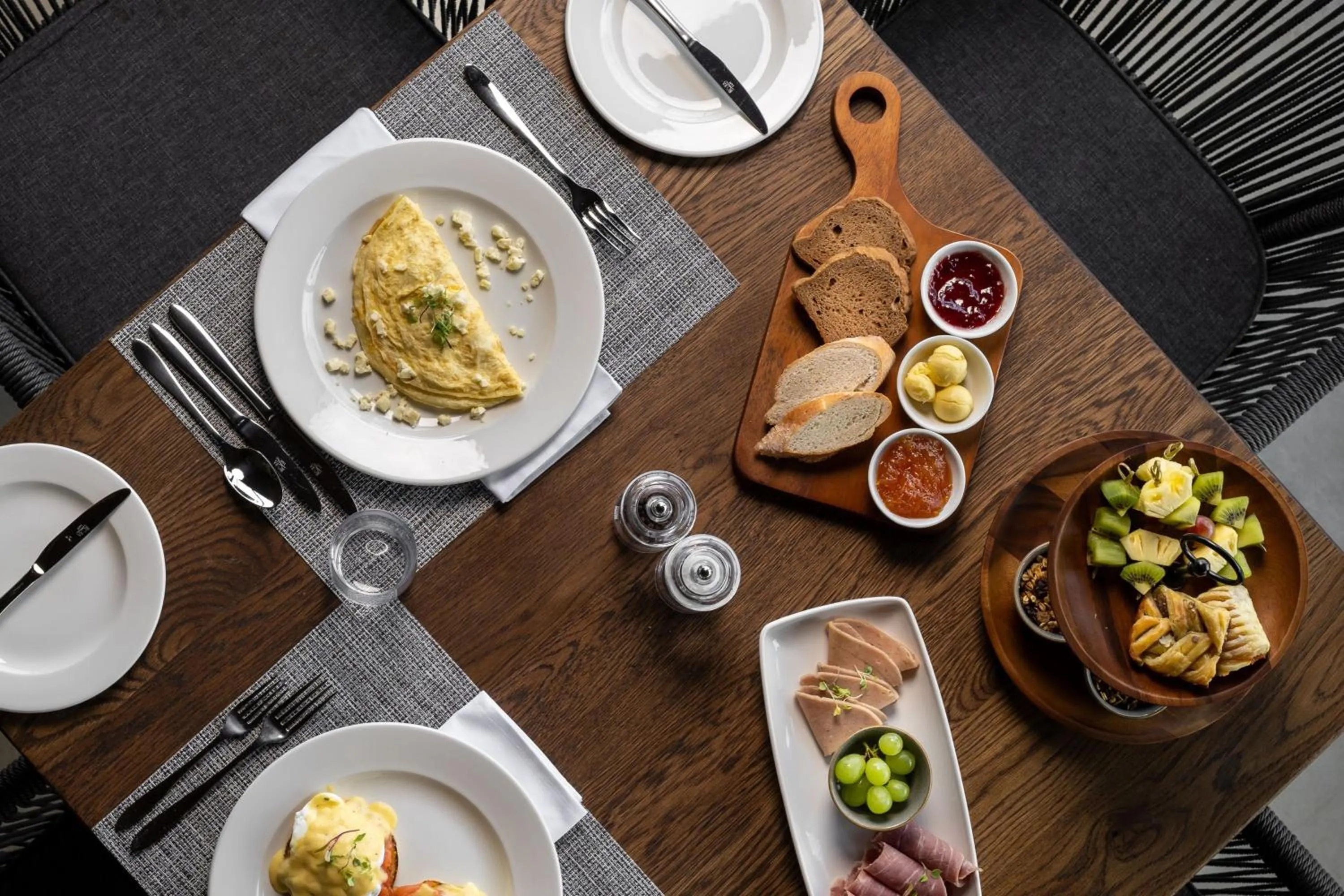 Breakfast in Leopard Sands Kruger Park