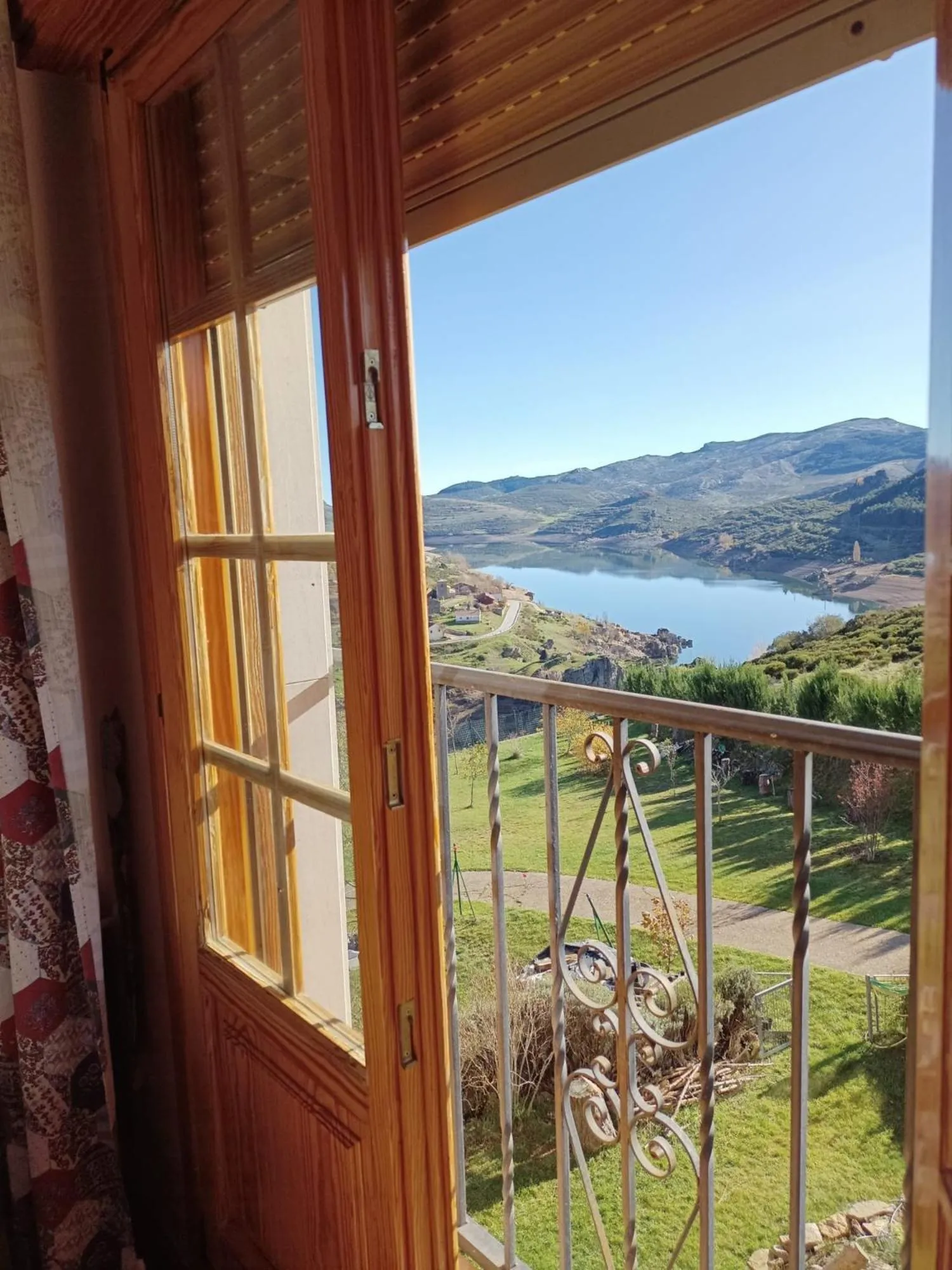 Lake view in Hotel Pico Espiguete