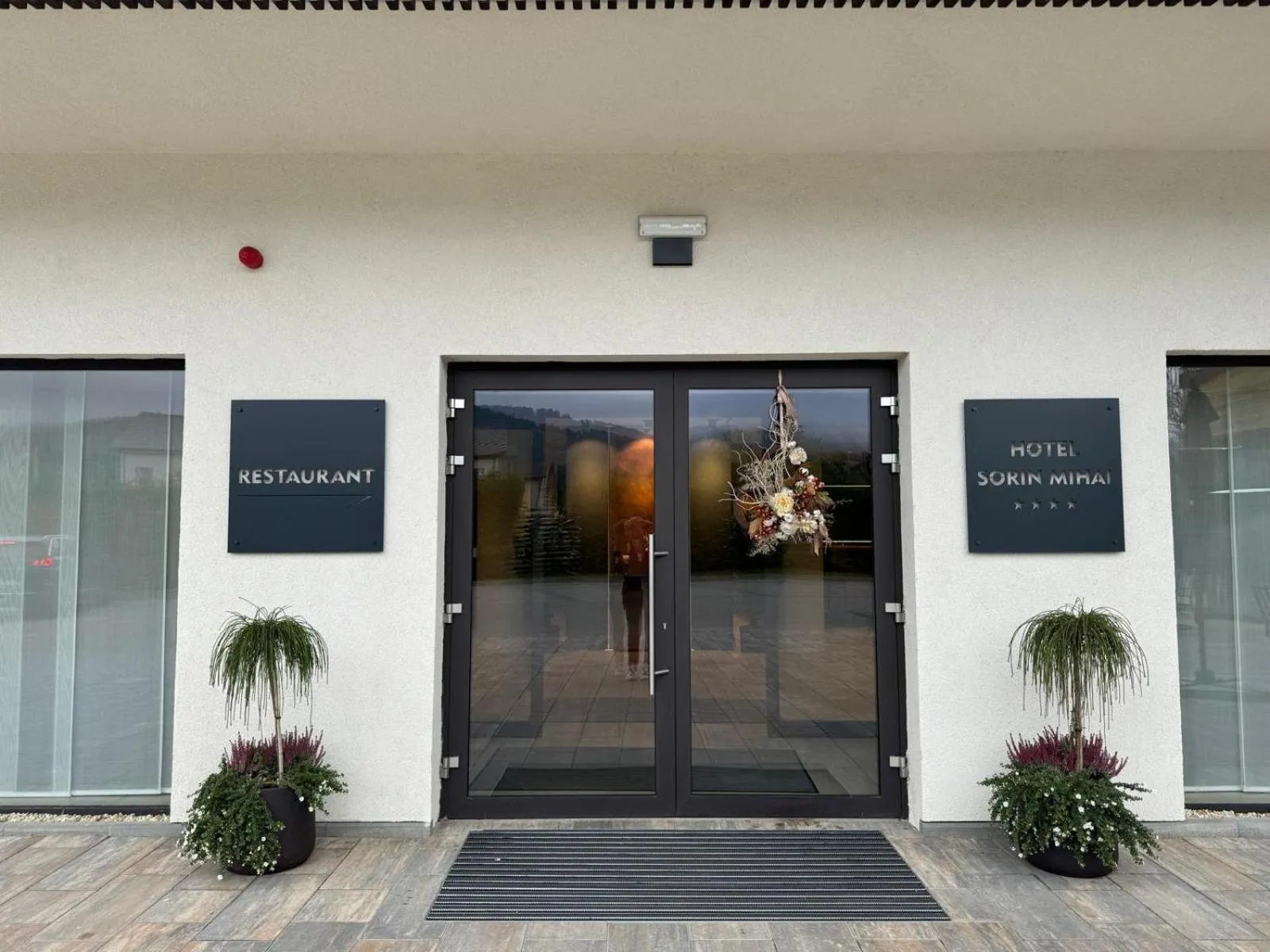 Property building in Hotel Sorin MIHAI