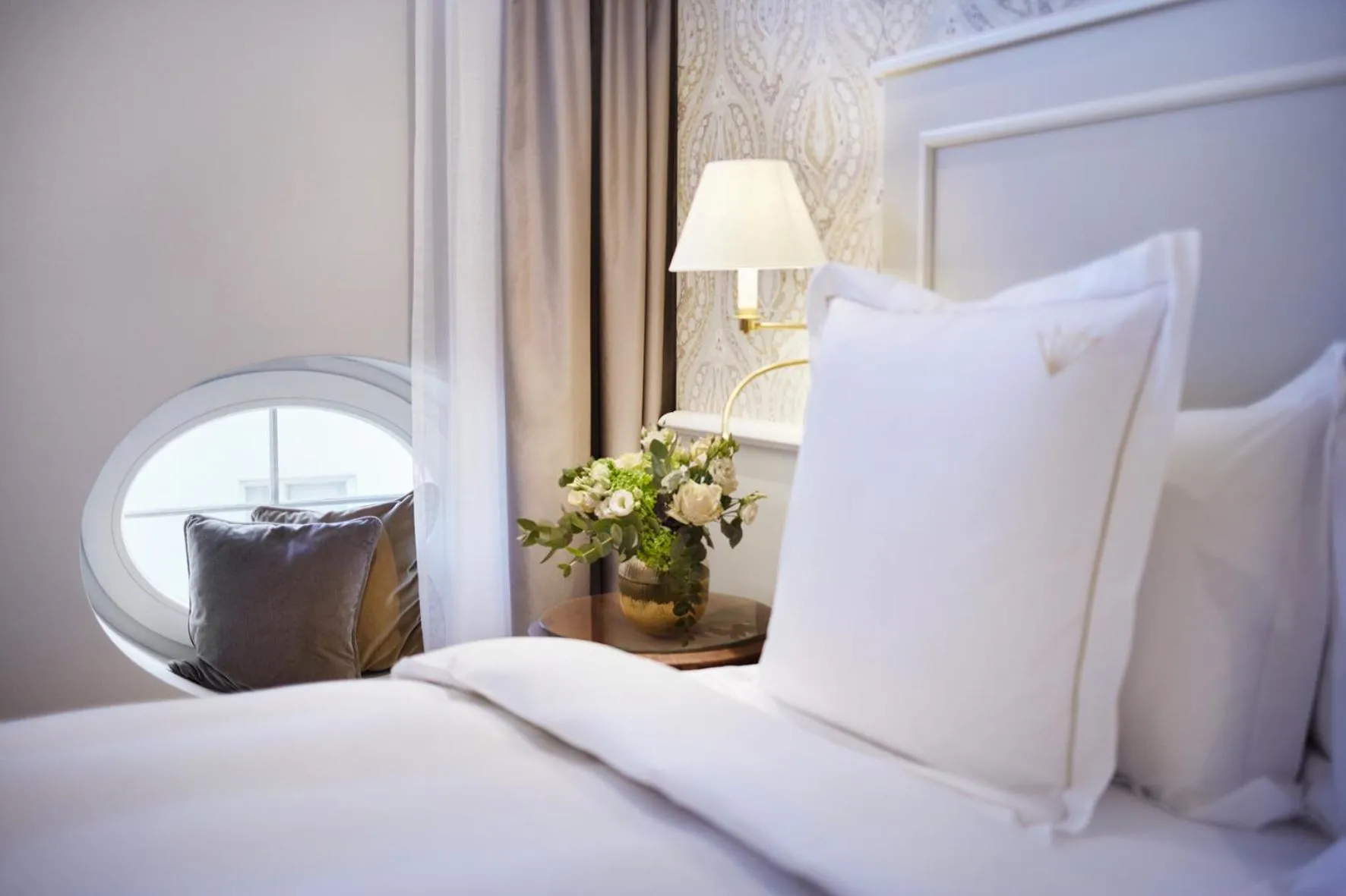 Bed in Hotel Zur Wiener Staatsoper